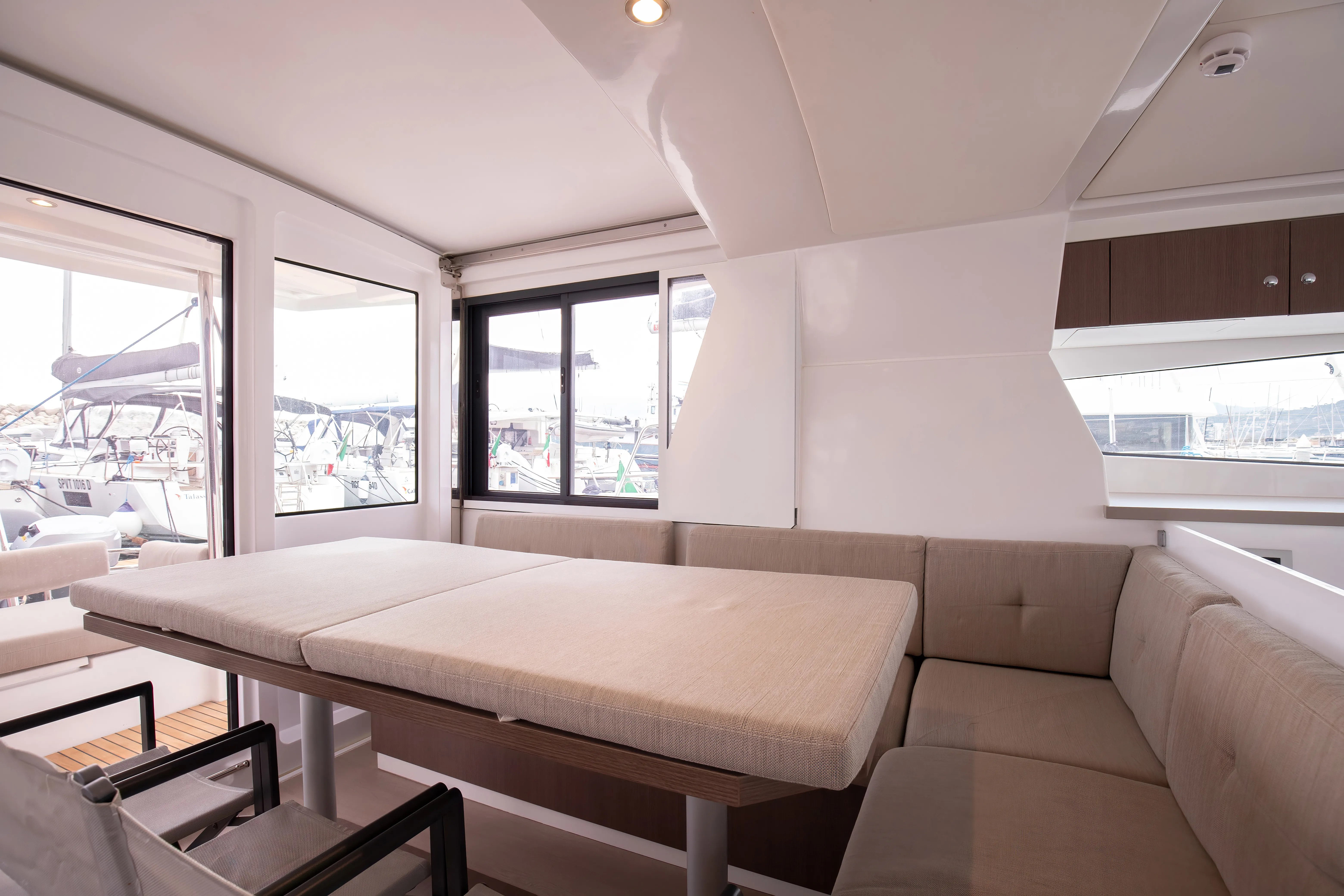 Image slide 229454