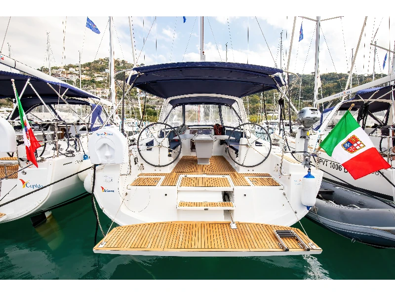 Oceanis 41.1 Arianna - Standard line boat image