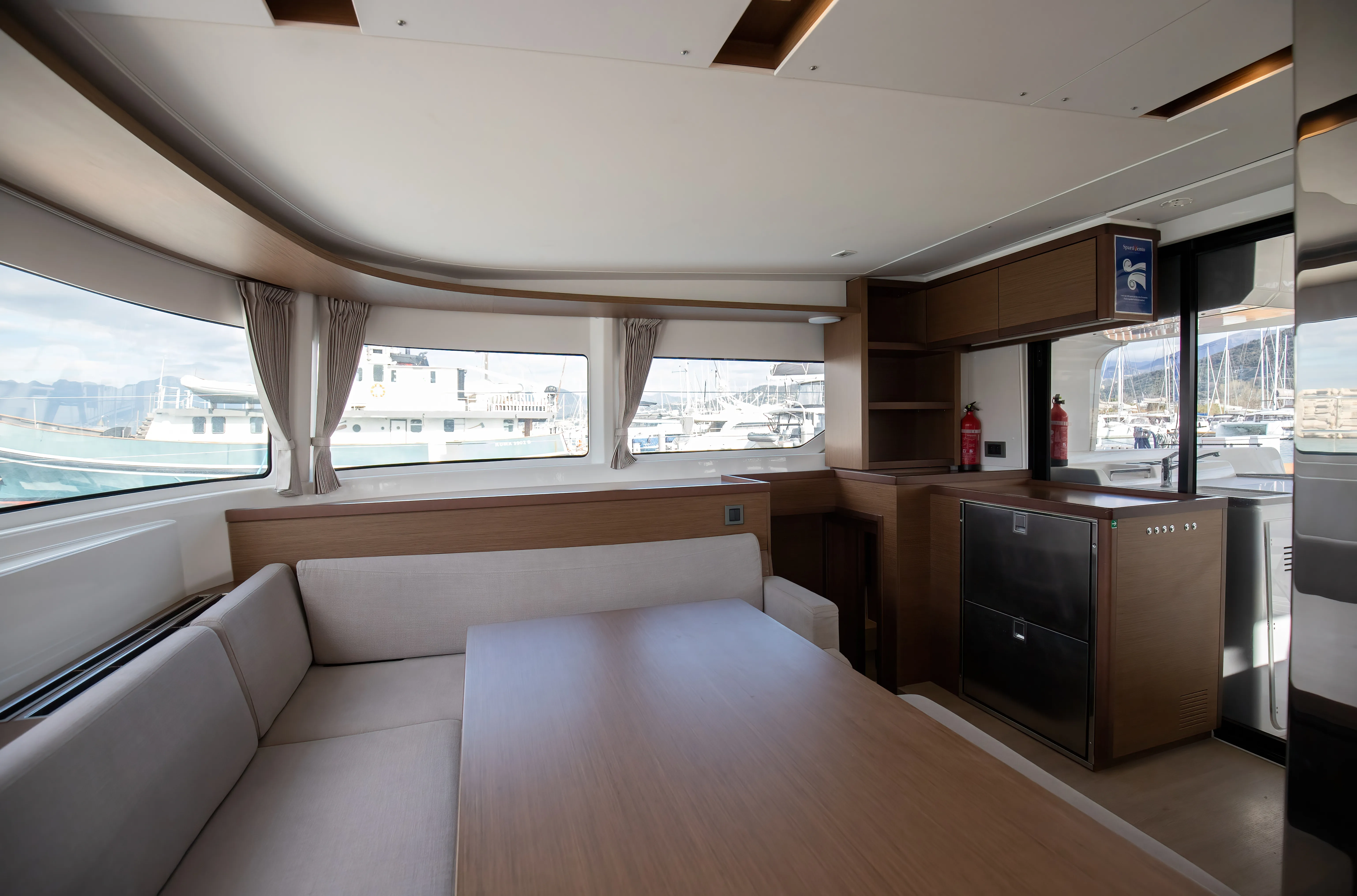 Image slide 229756