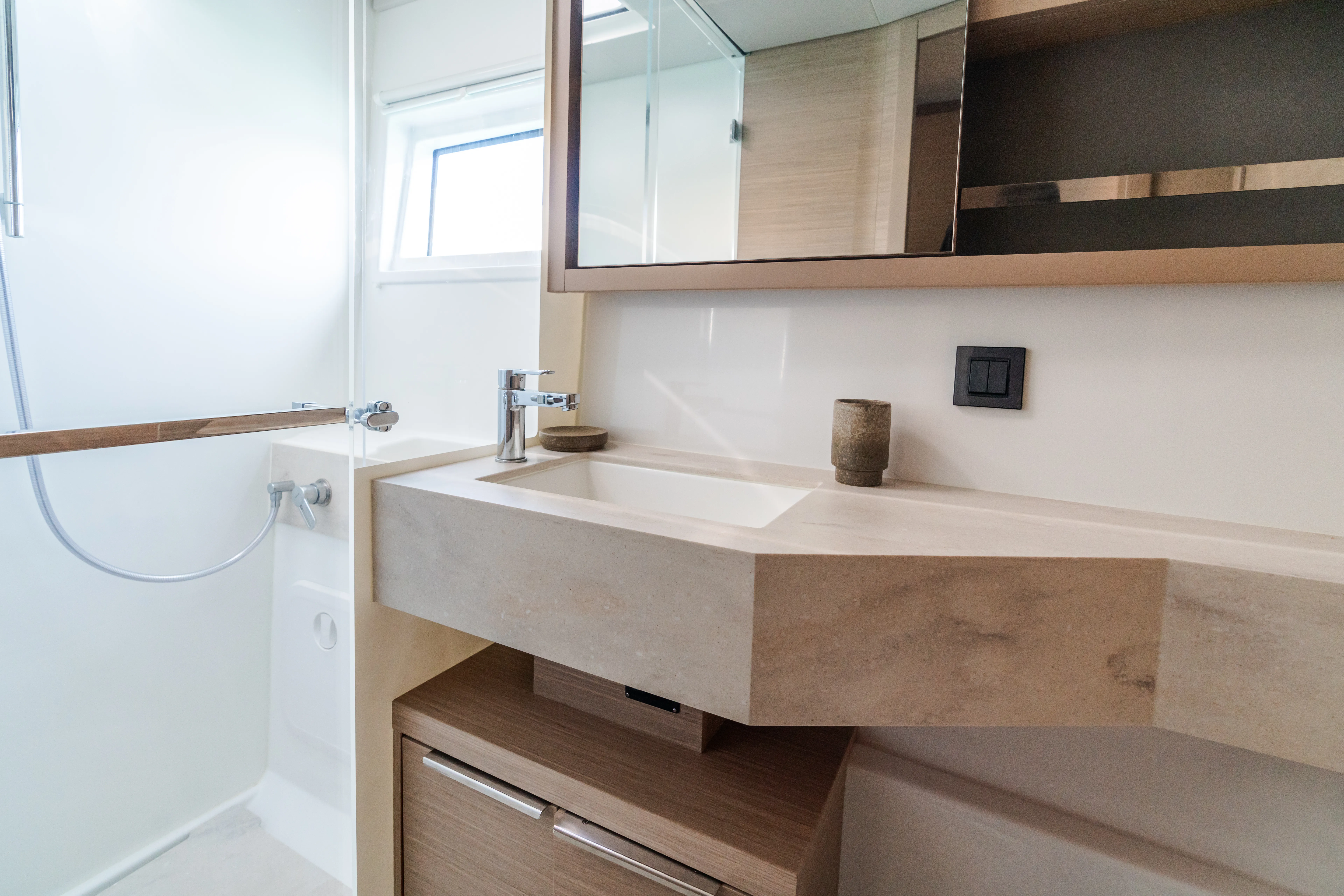 Image slide 230142