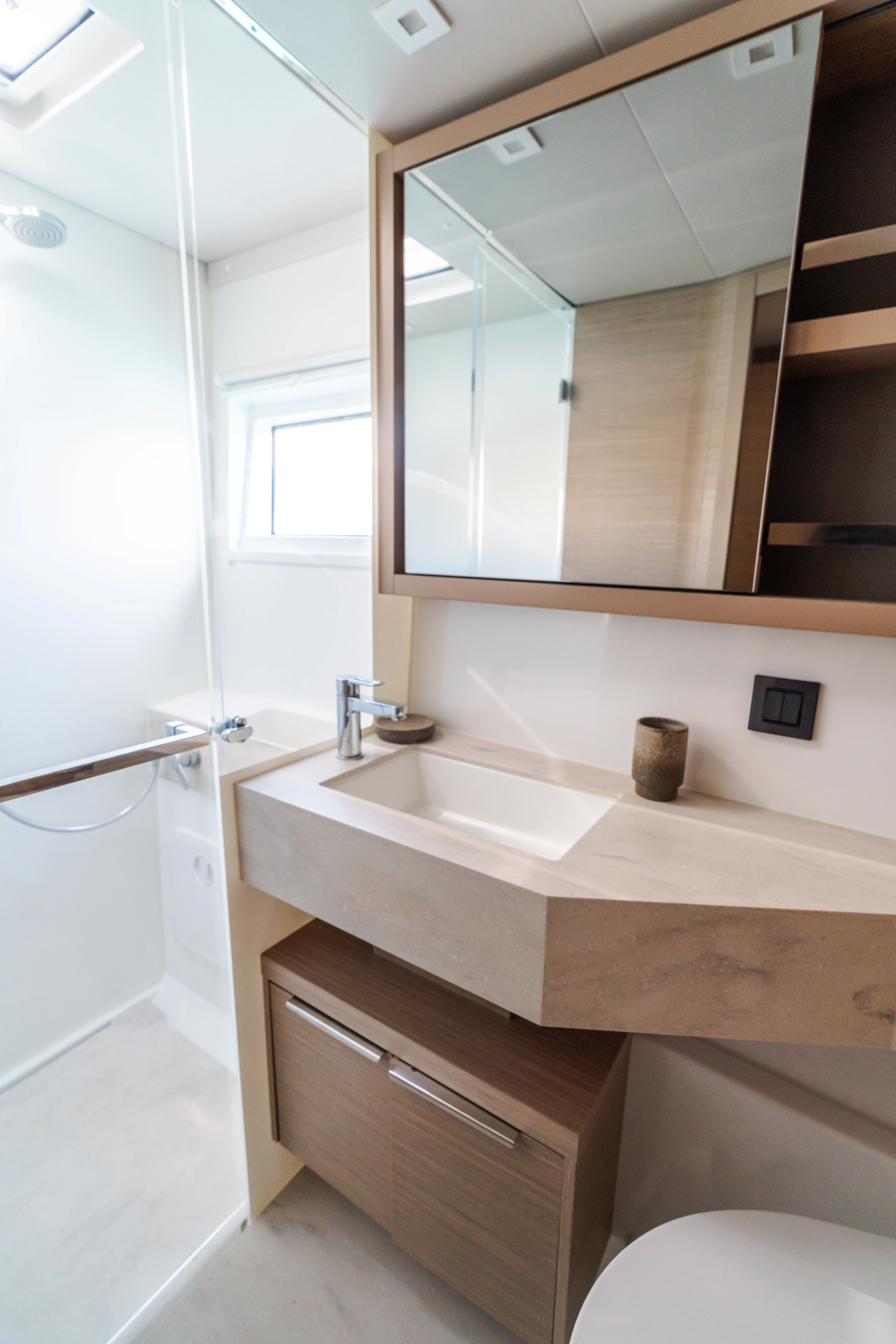 Image slide 230148