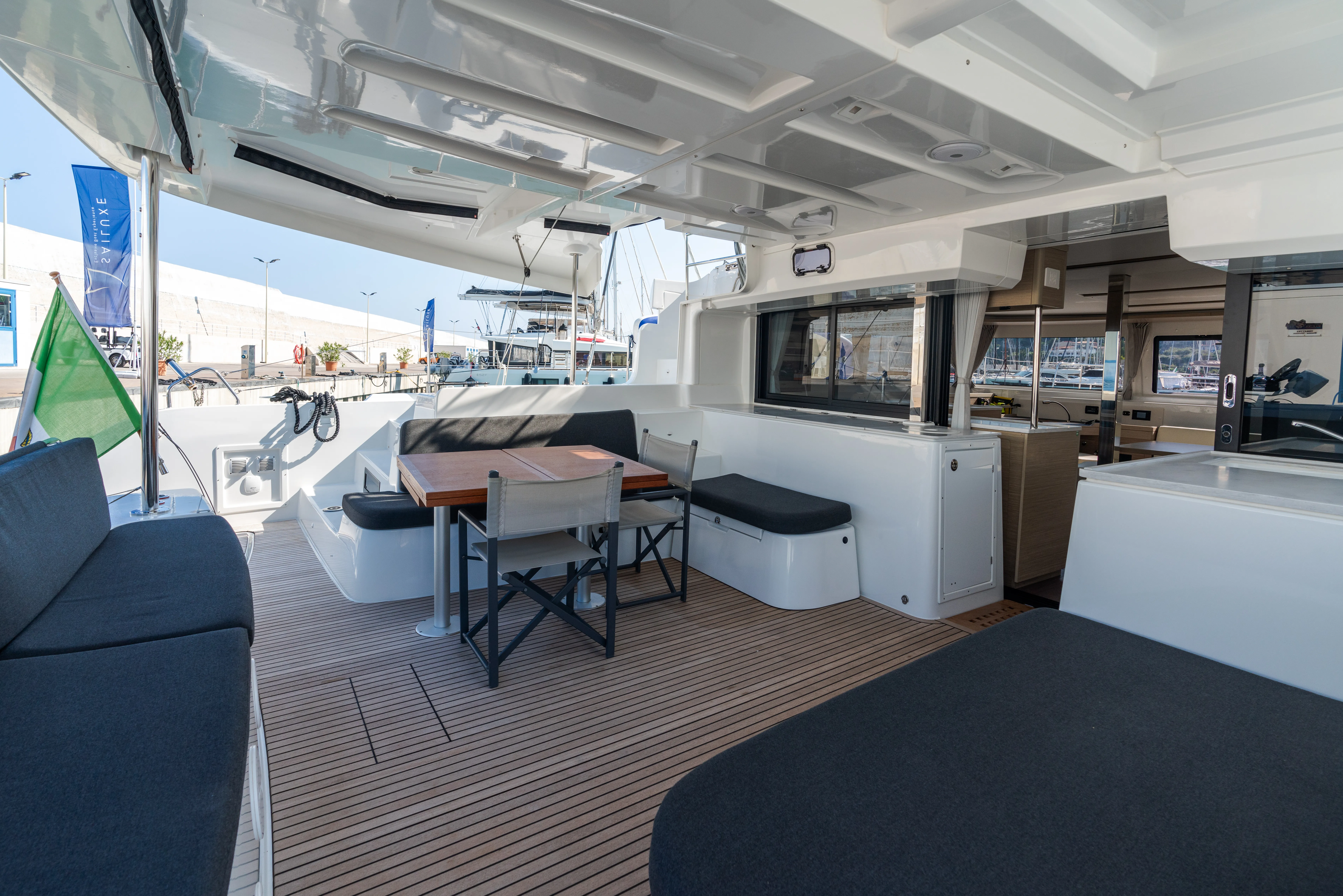 Image slide 230154