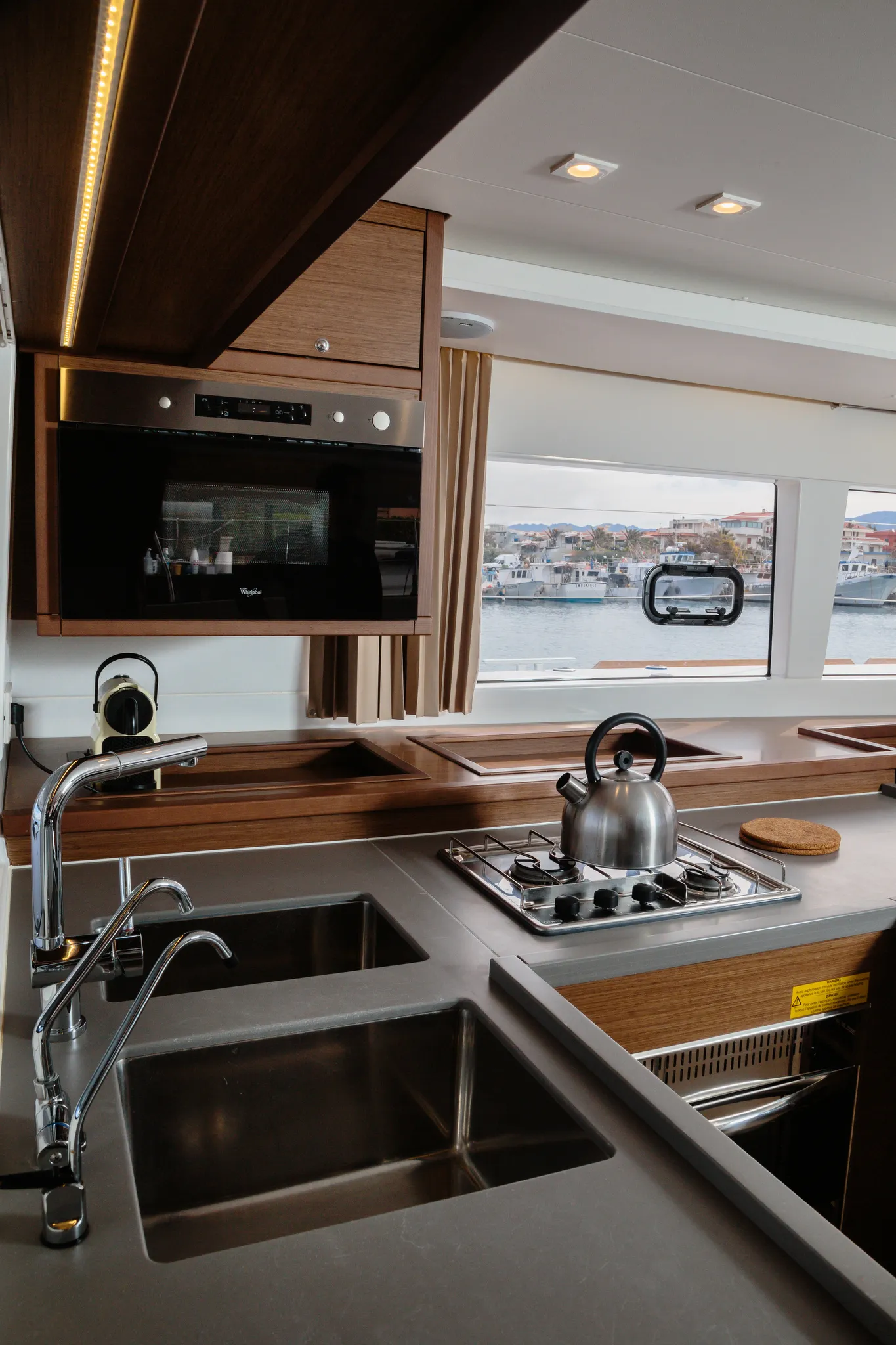 Image slide 230262