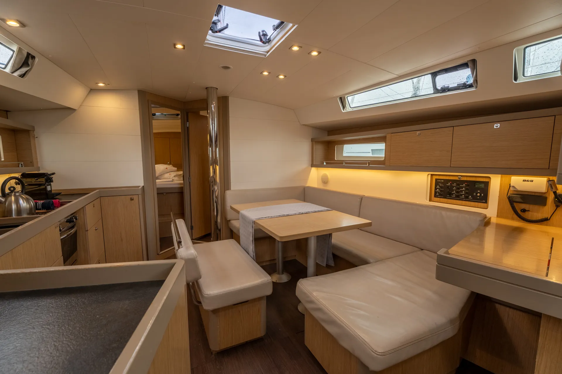 Image slide 230472
