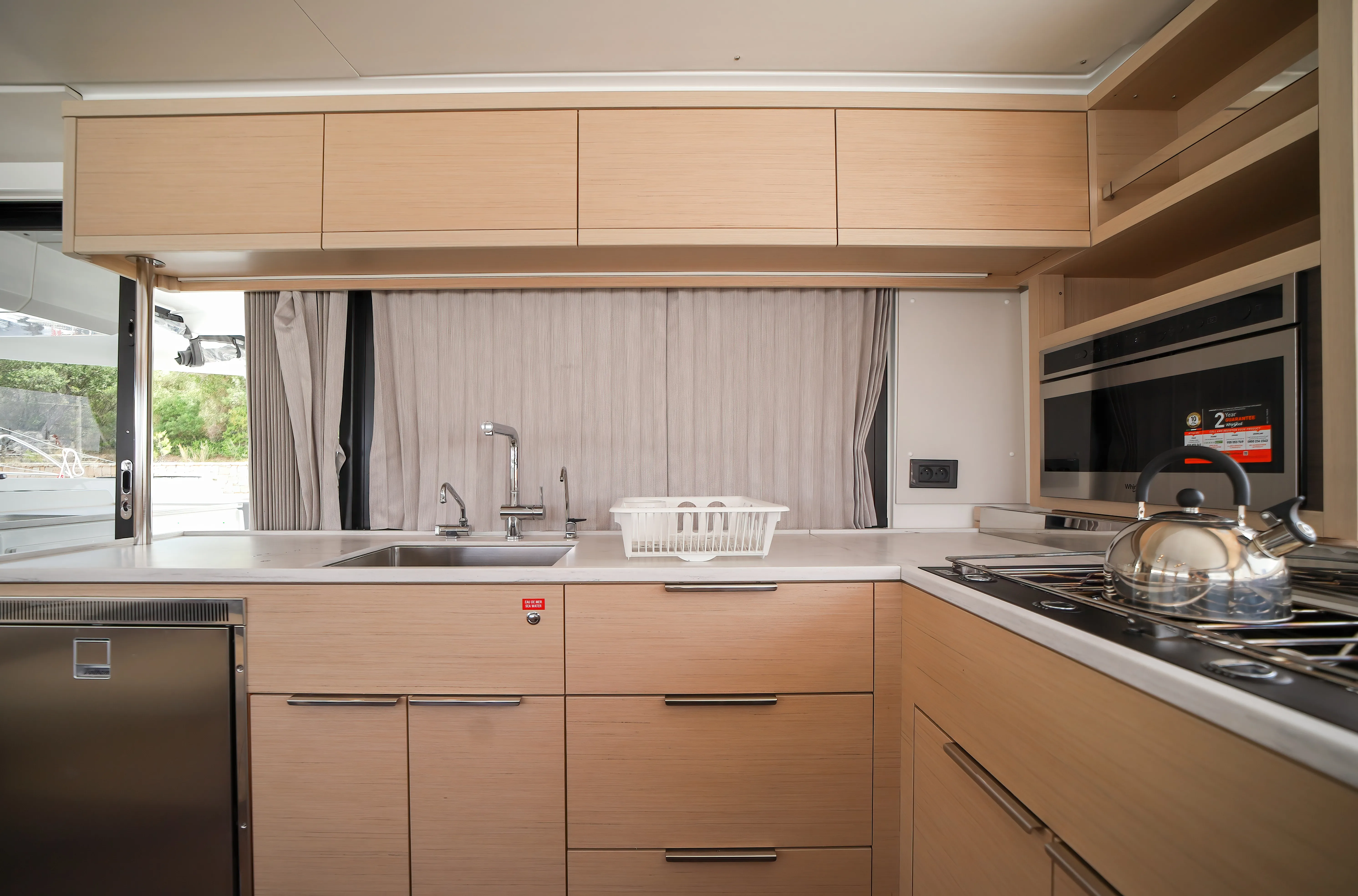 Image slide 230602