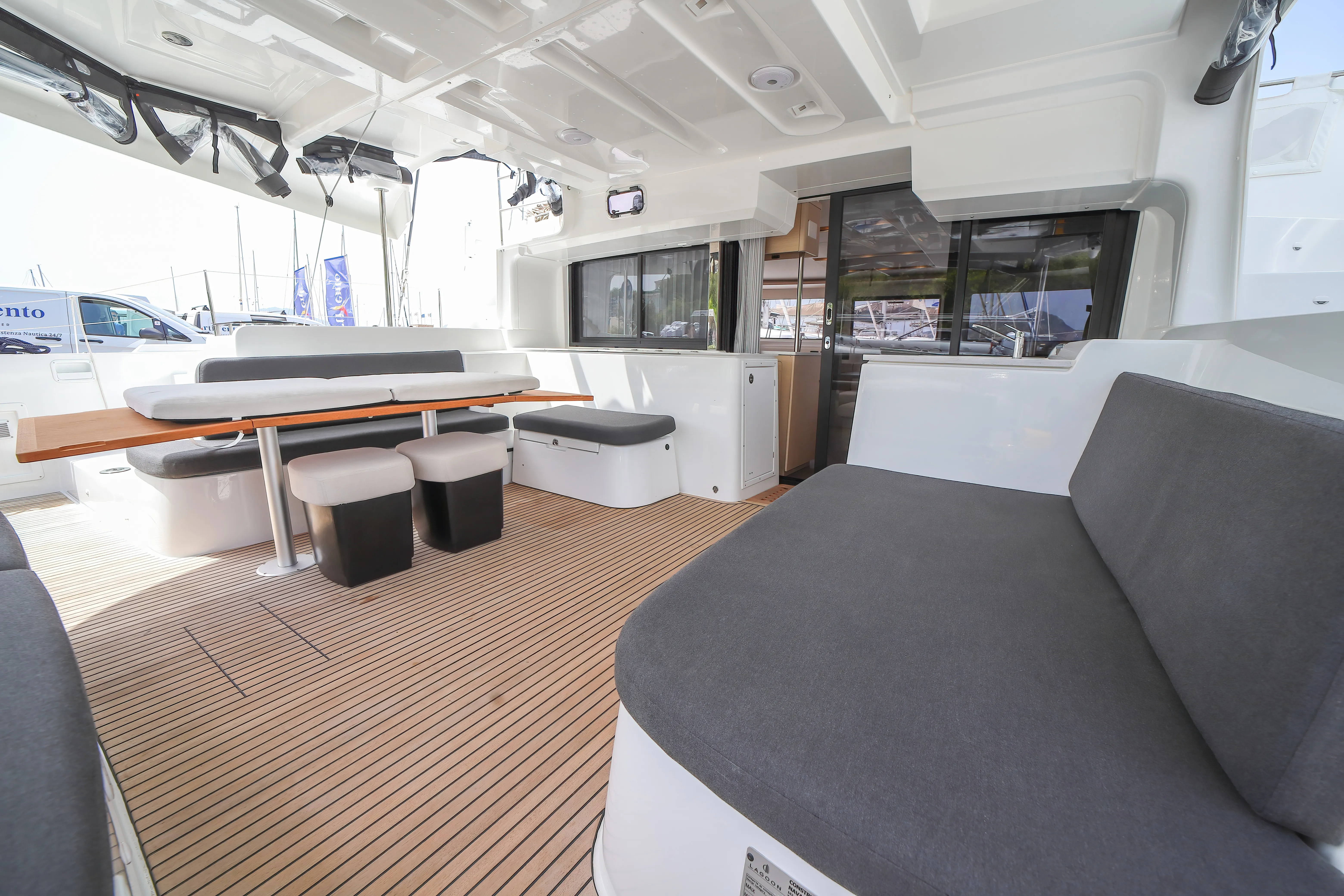 Image slide 230603