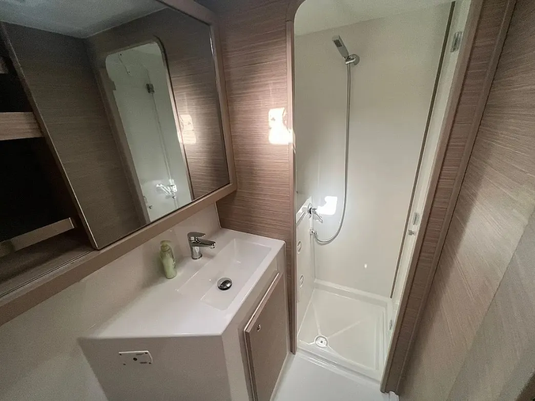 Image slide 230729