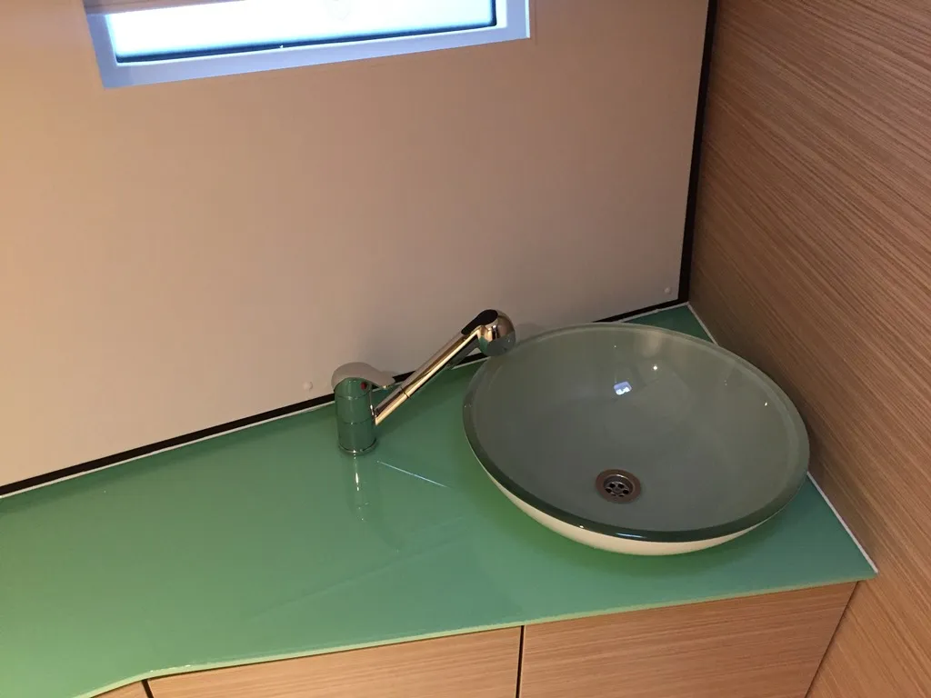 Image slide 230909