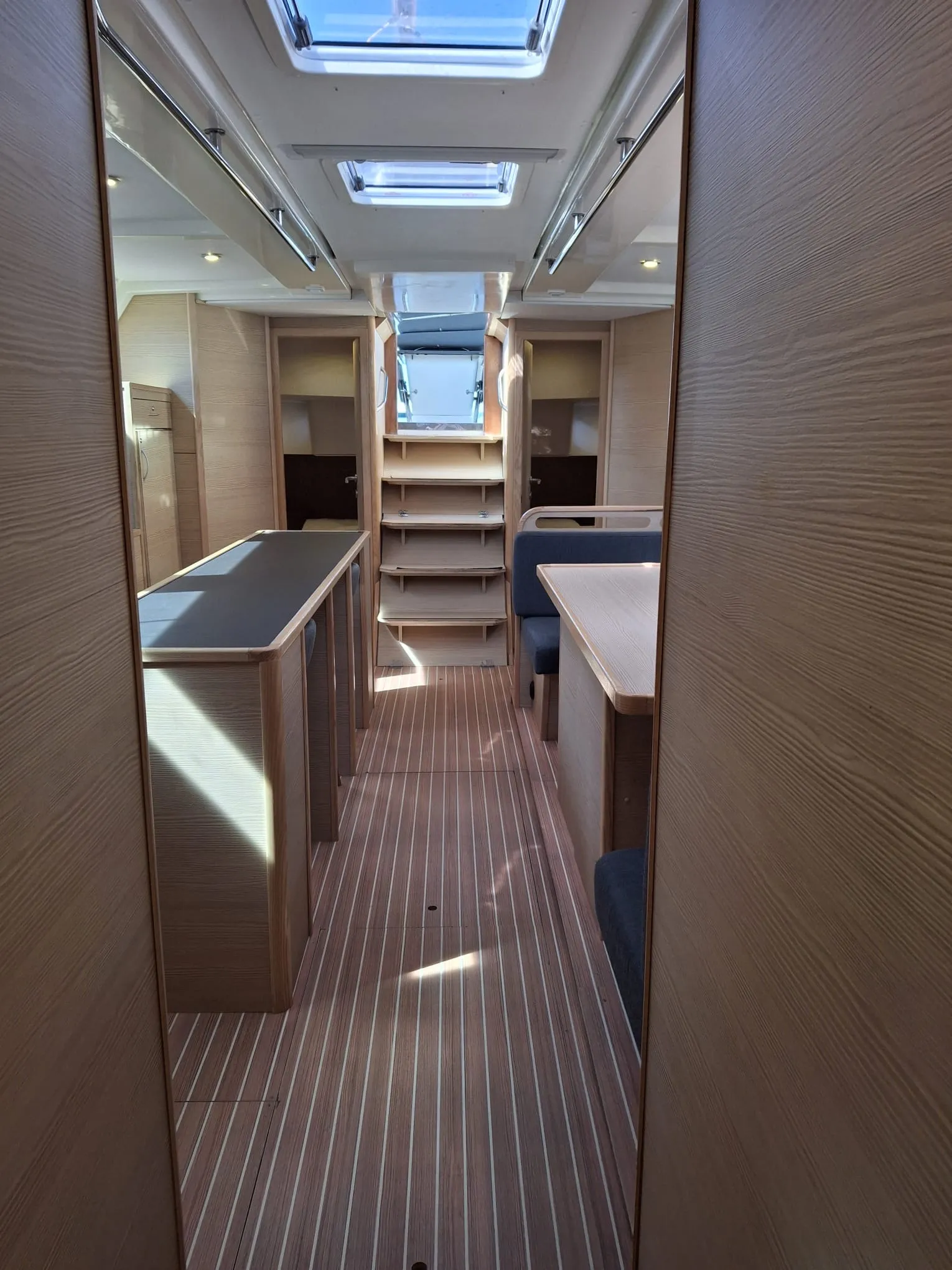 Image slide 230956