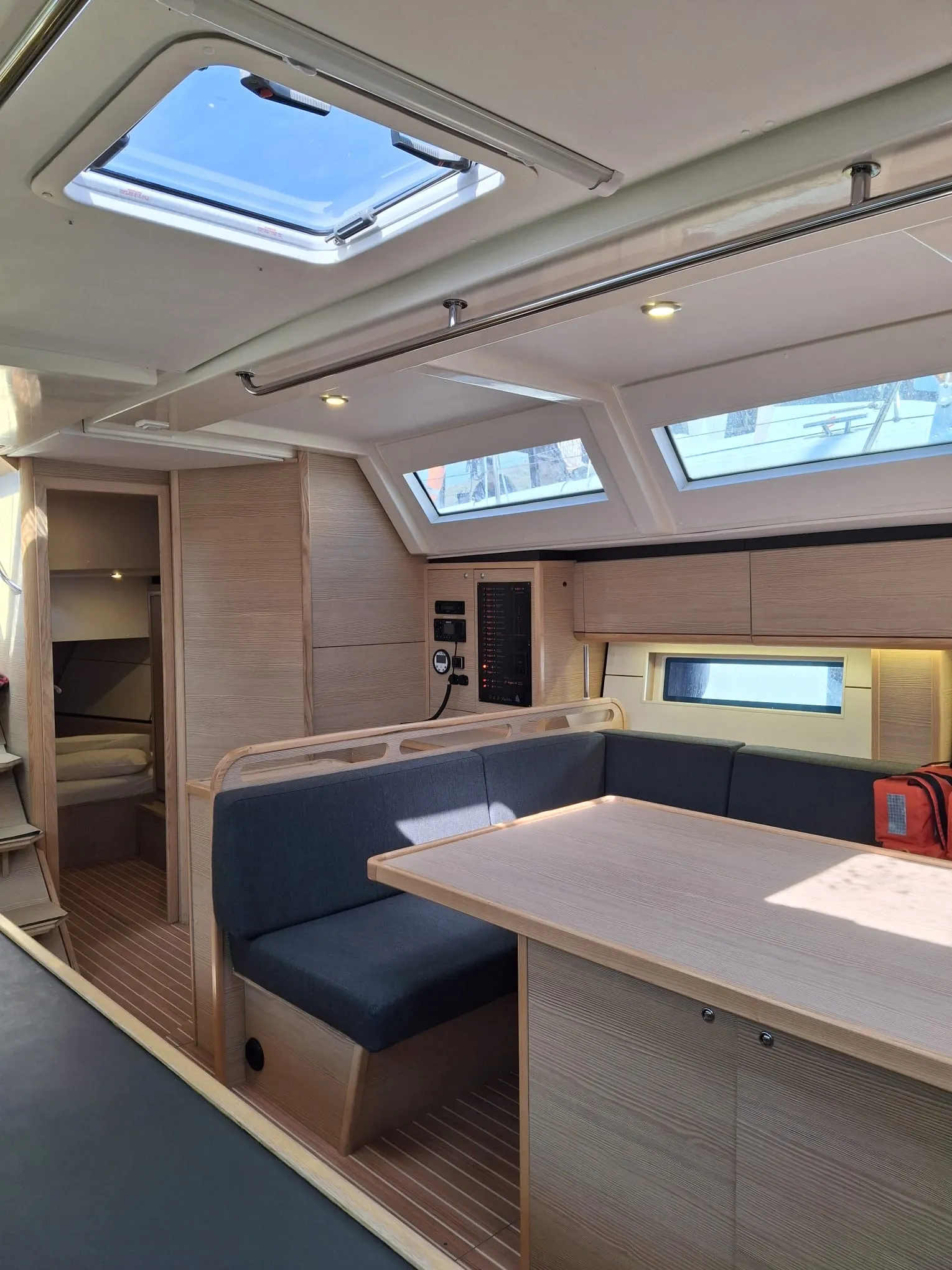 Image slide 230976