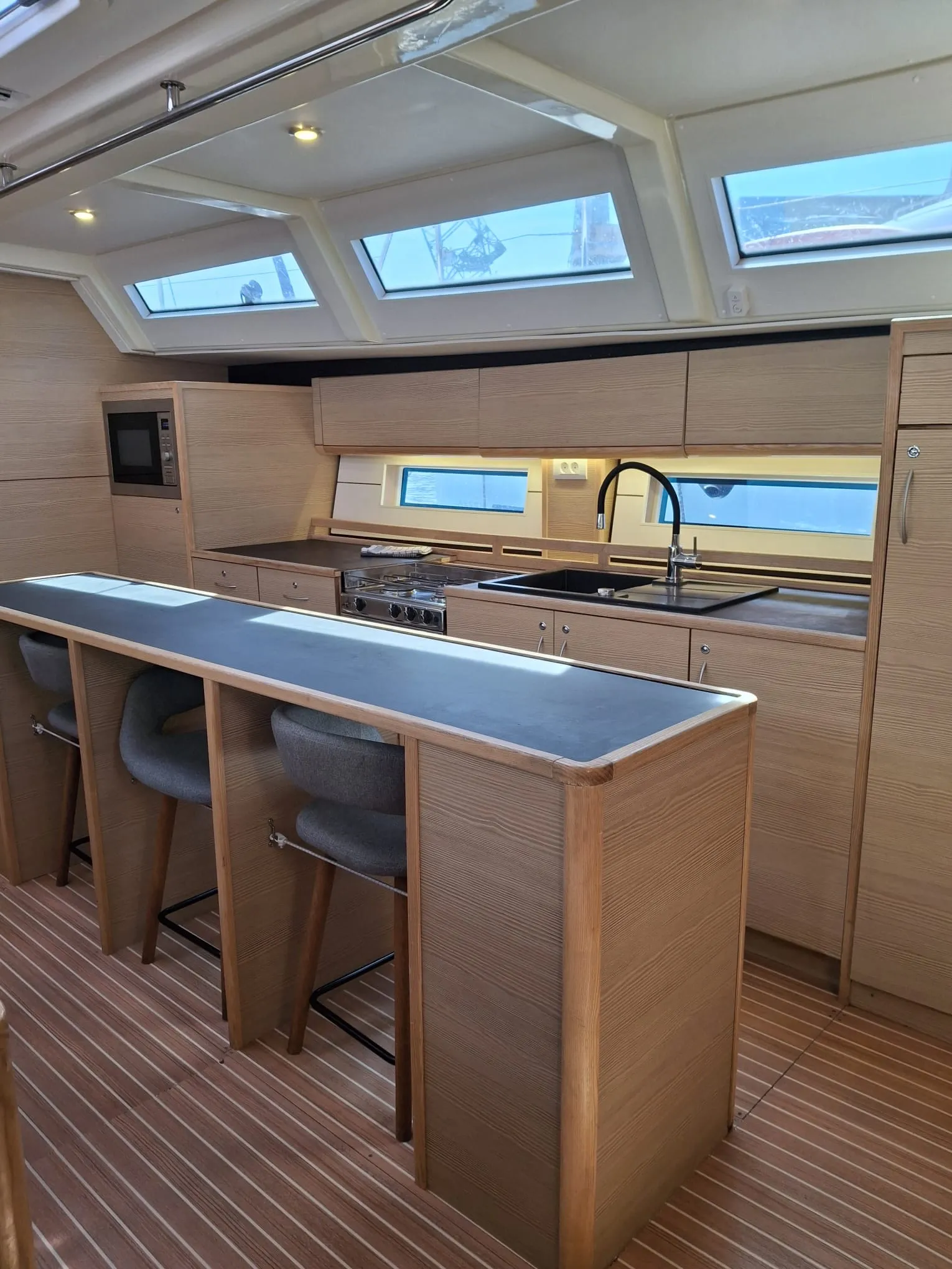 Image slide 230993