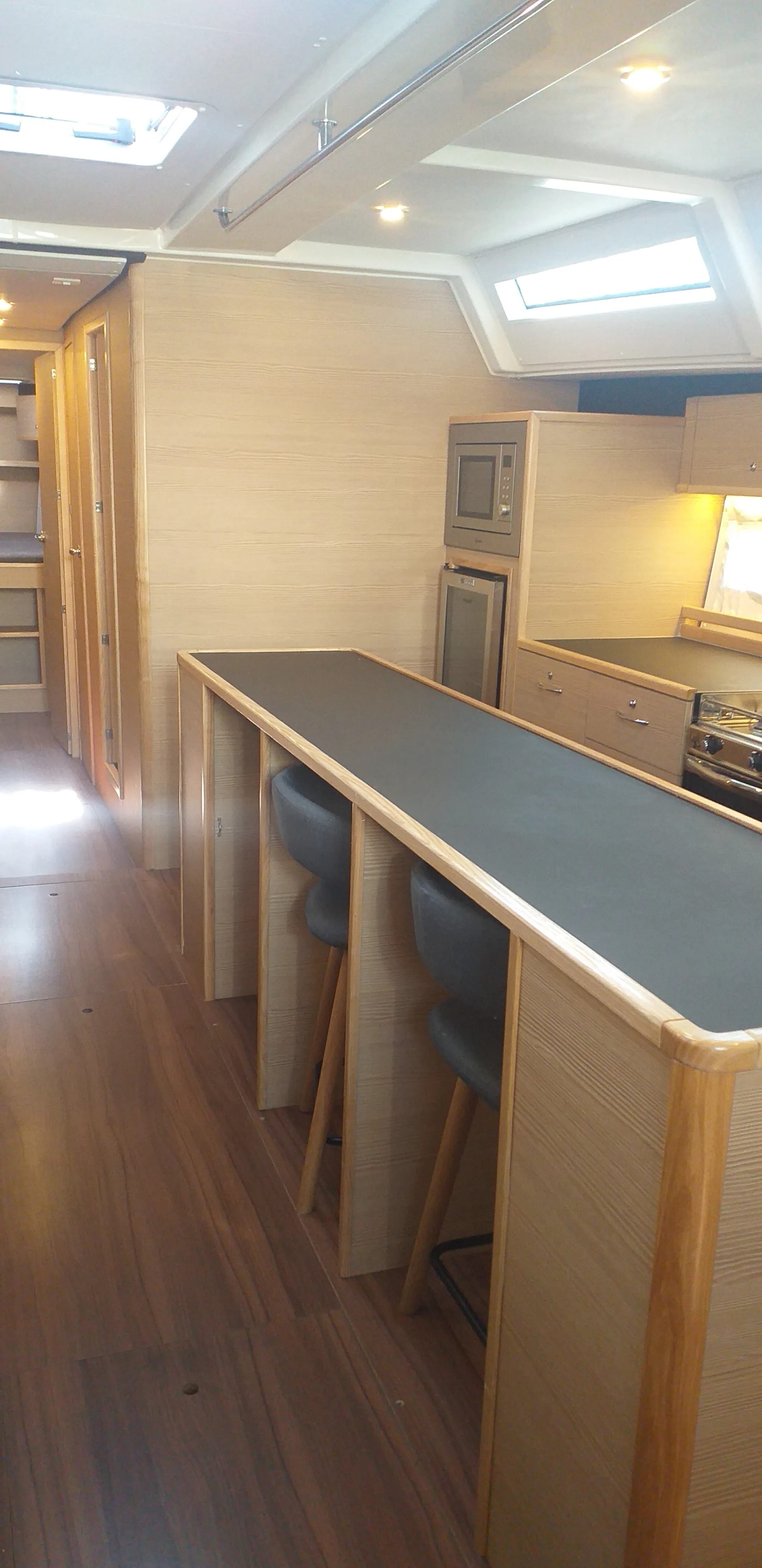 Image slide 231024