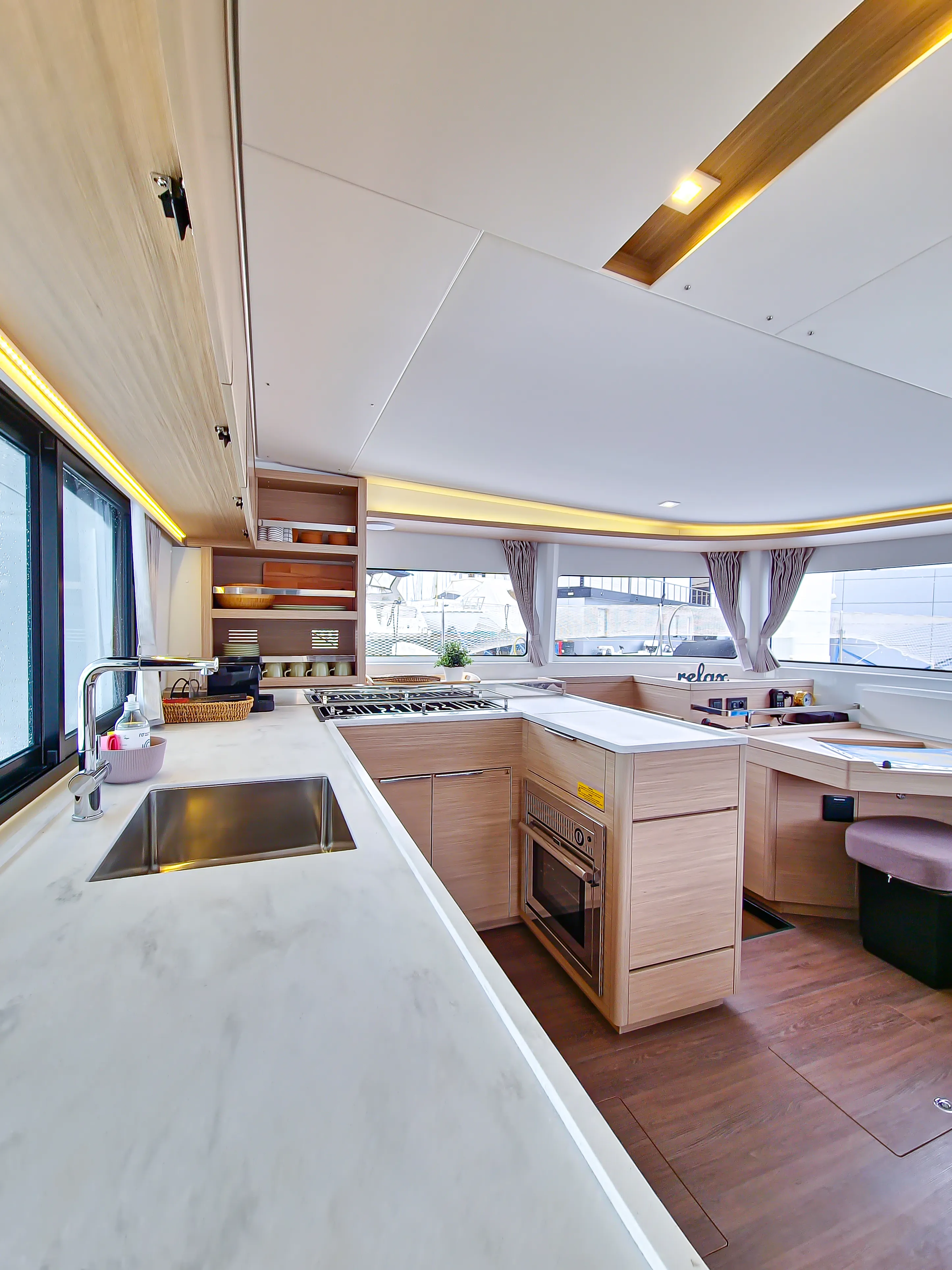 Image slide 231472