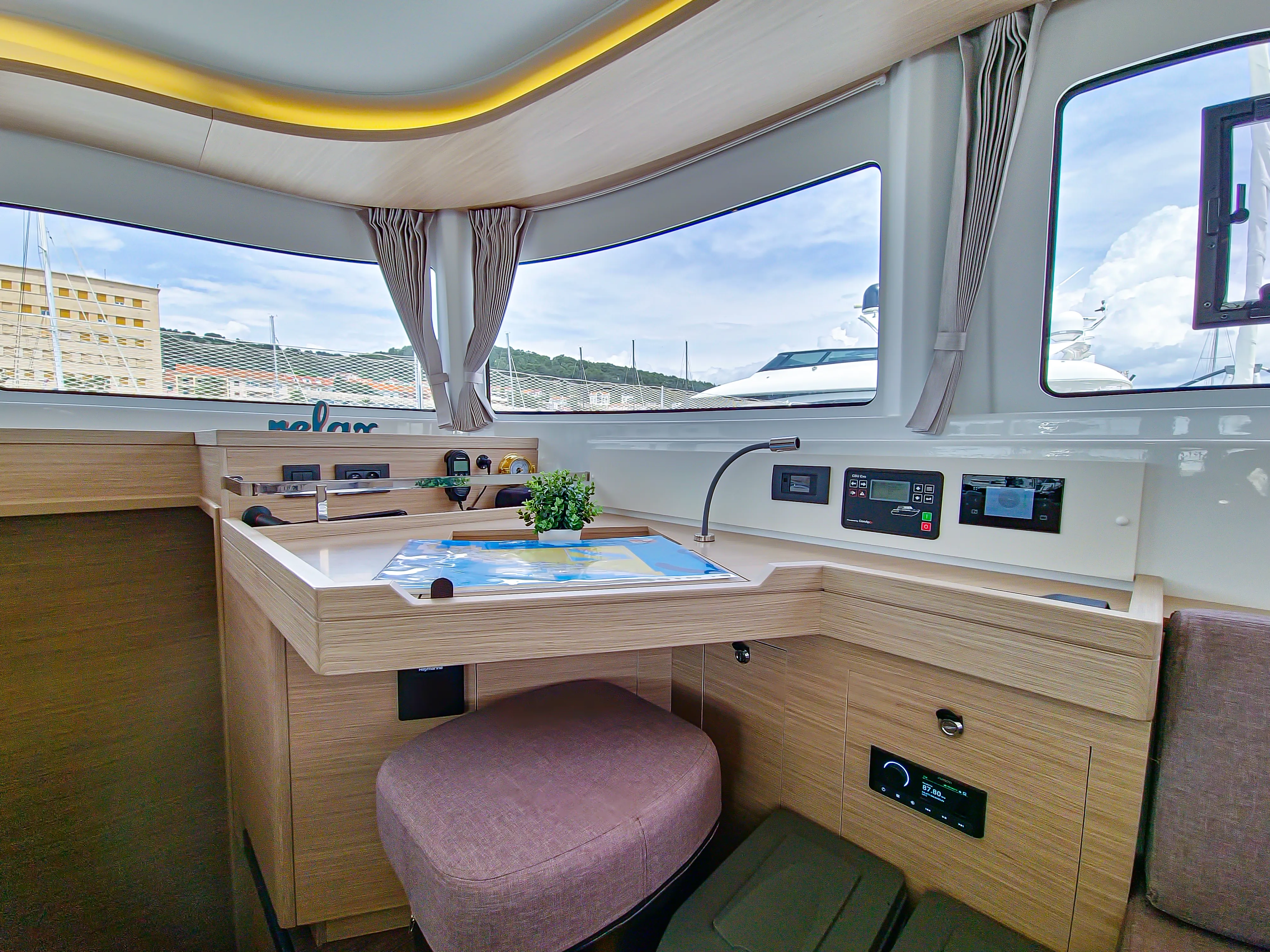 Image slide 231526