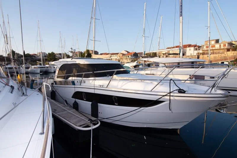Image slide 232030