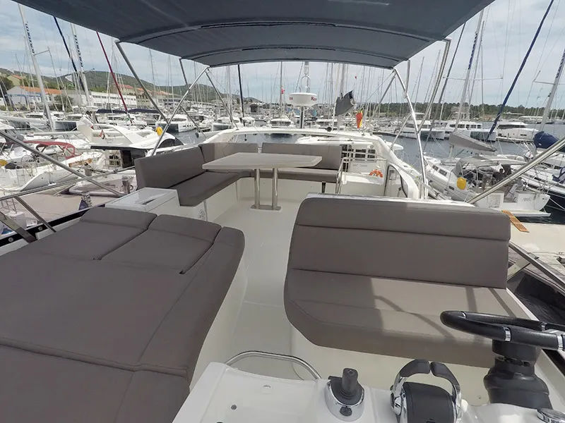 Image slide 232104