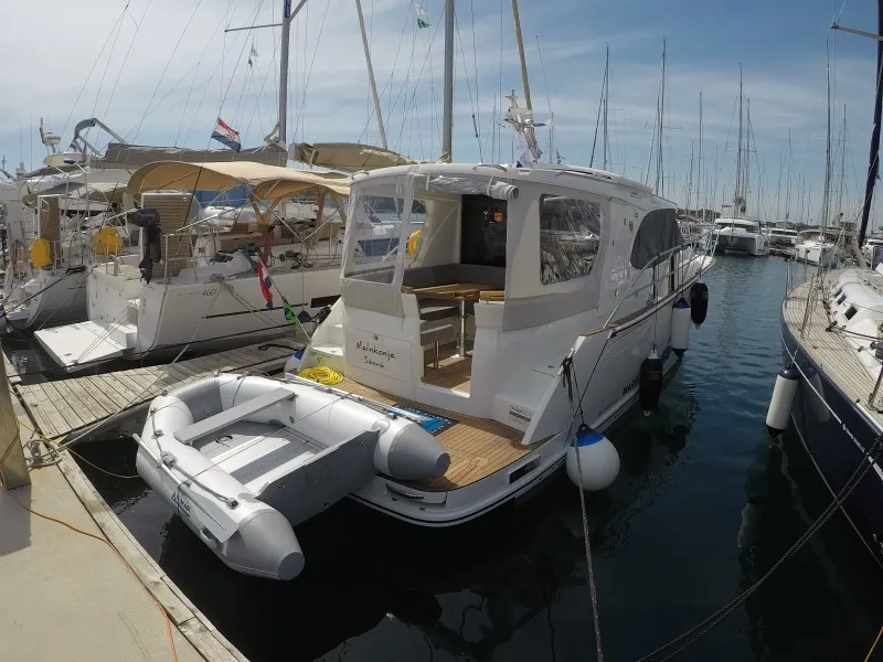 Image slide 232198
