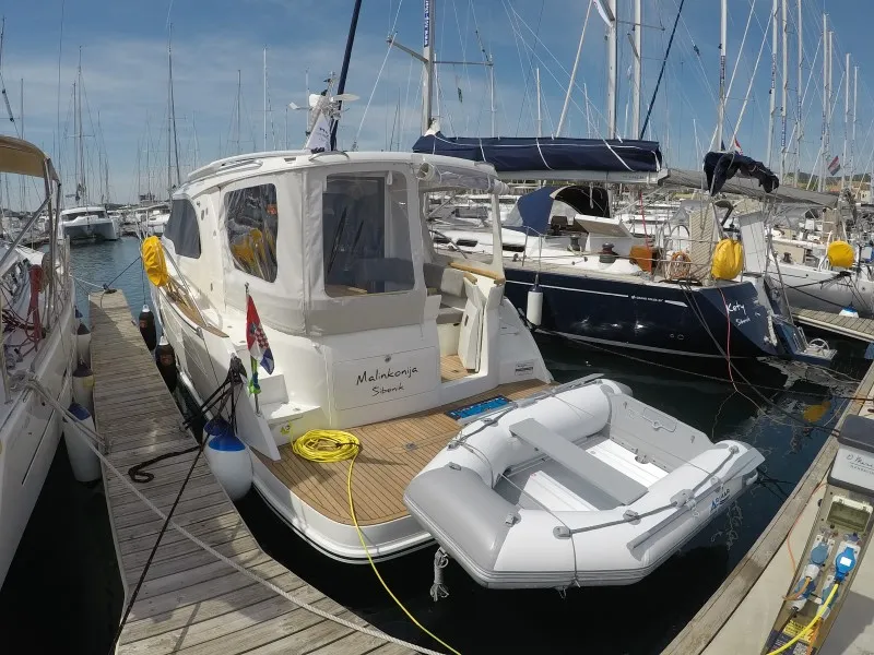 Image slide 232215