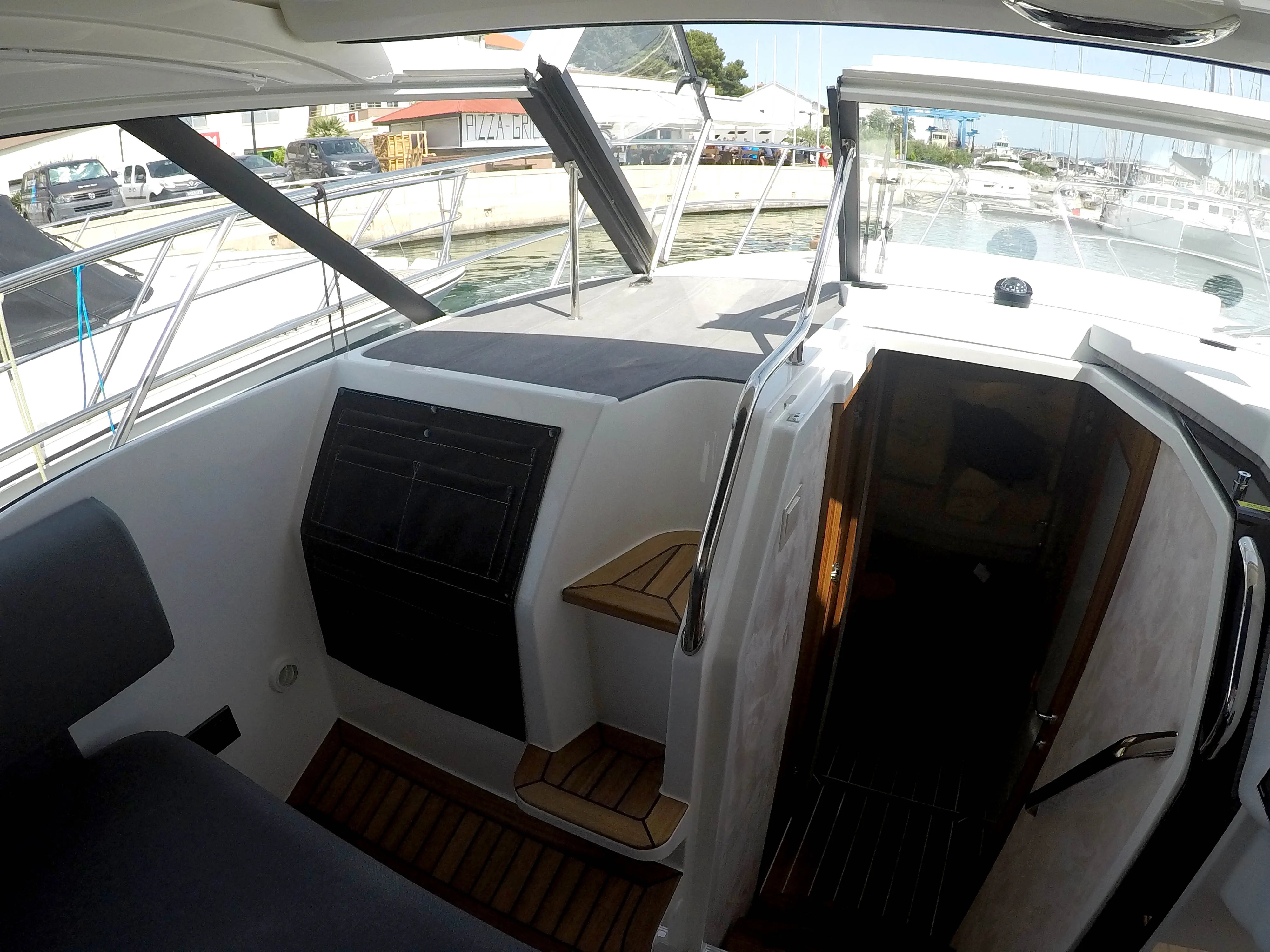 Image slide 232396