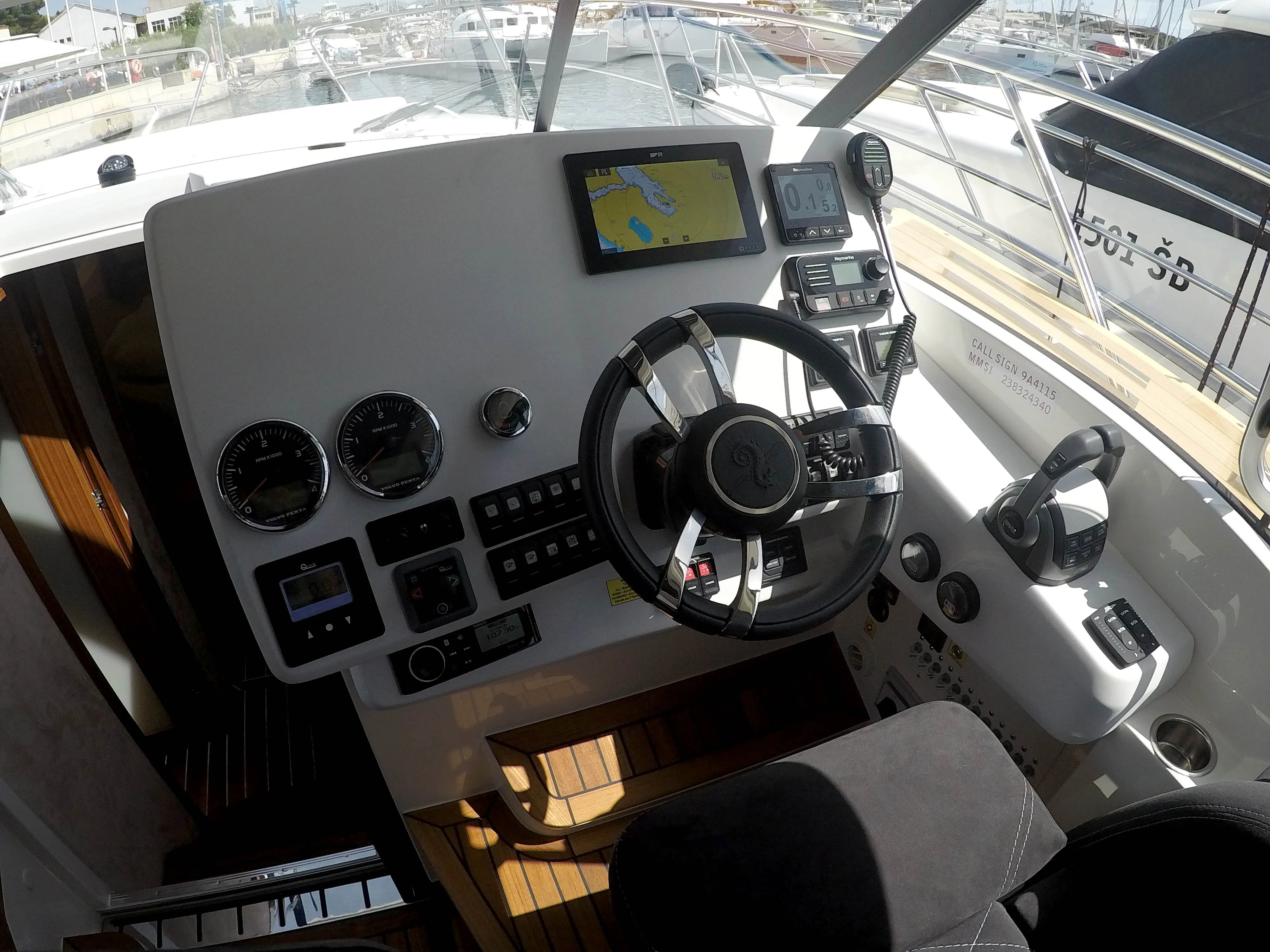 Image slide 232400