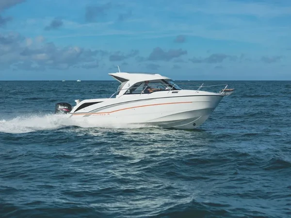Antares 8 OB Lovre boat image