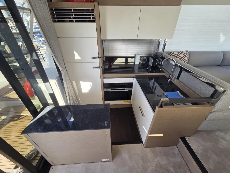 Image slide 232742