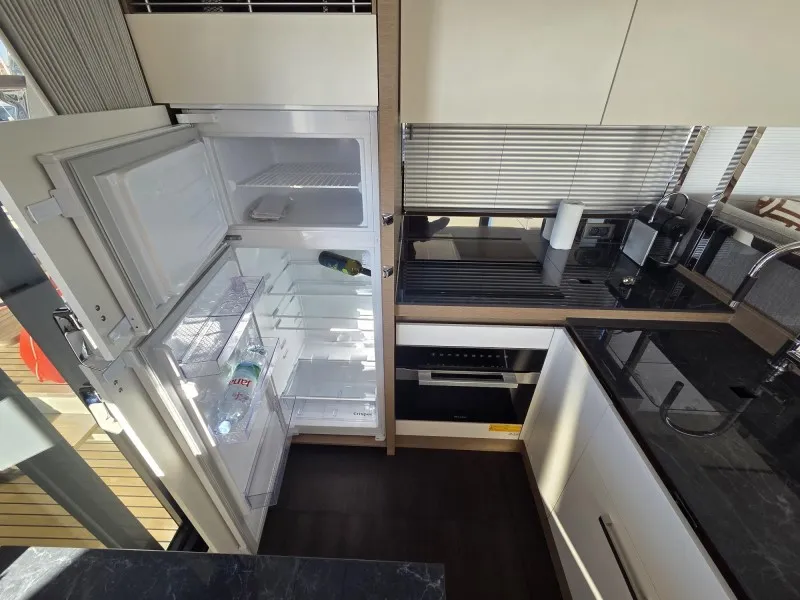 Image slide 232747