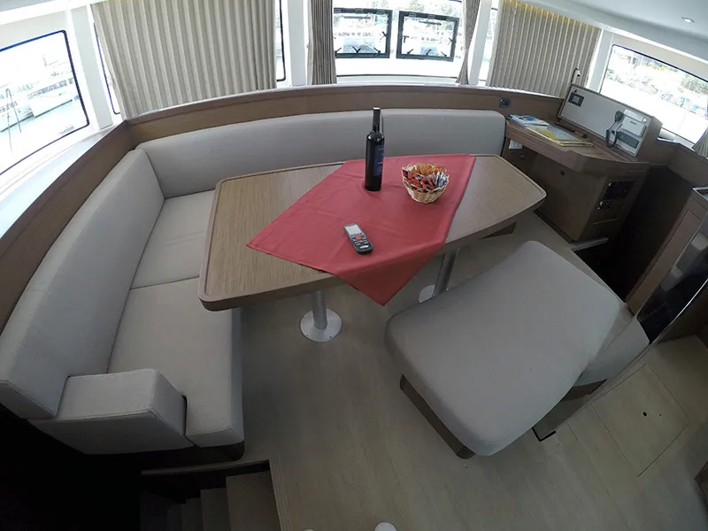 Image slide 233047