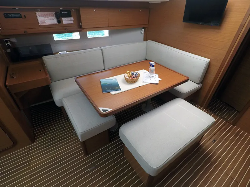 Image slide 233557