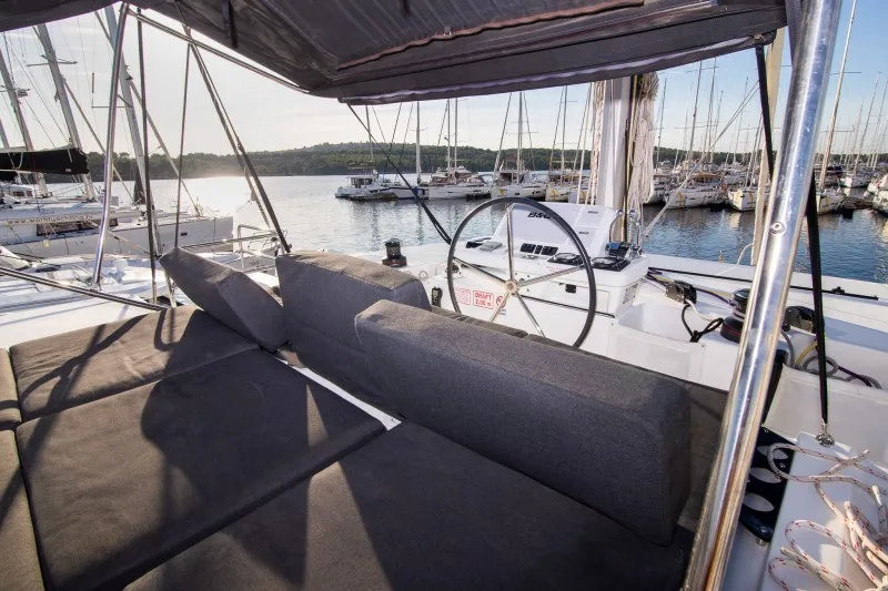 Image slide 233616