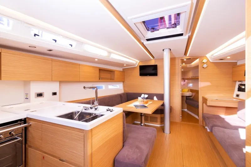 Image slide 233690