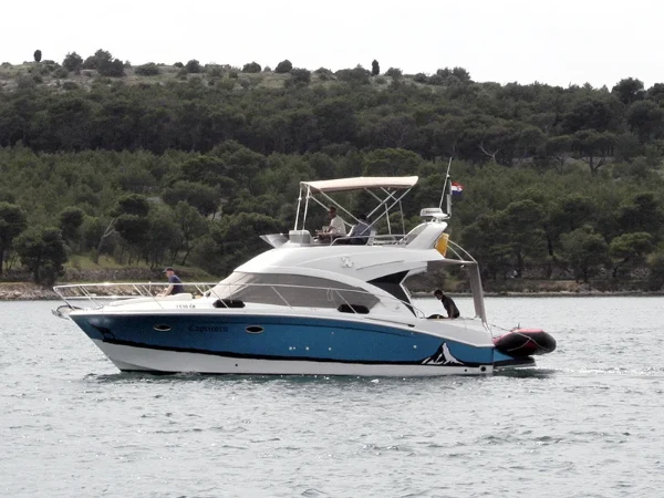 Antares 36 Capricorn boat image