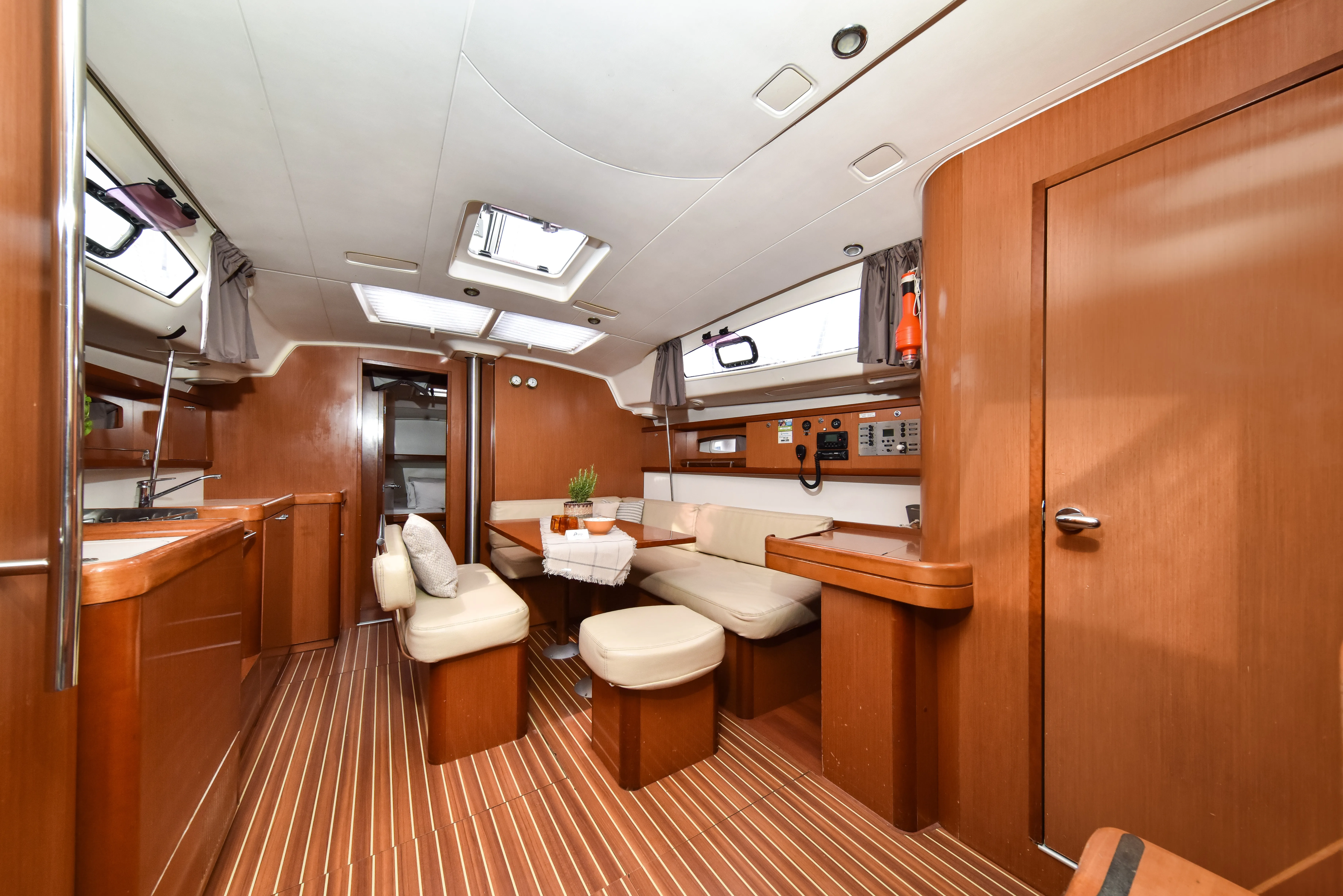 Image slide 234236