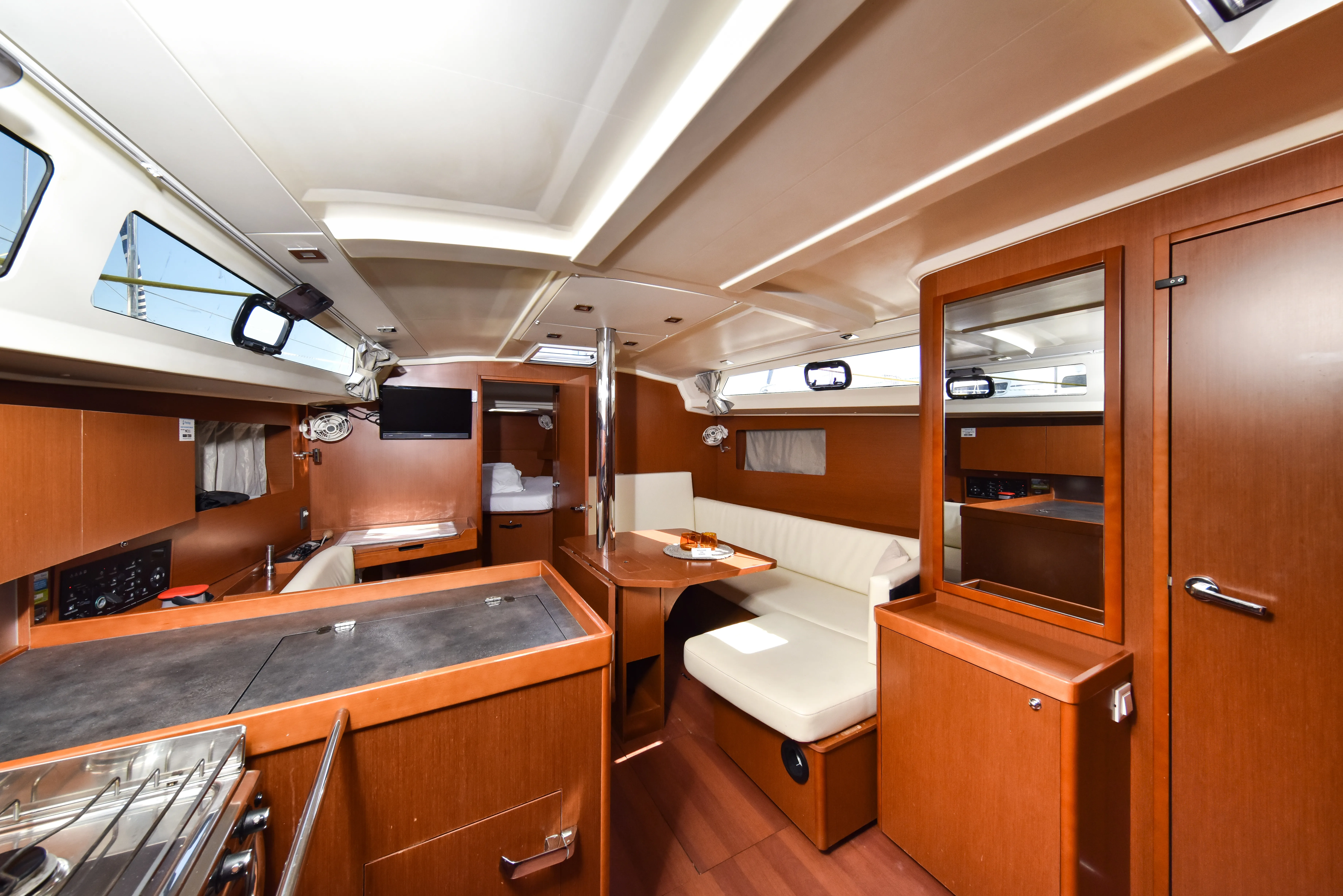 Image slide 234388