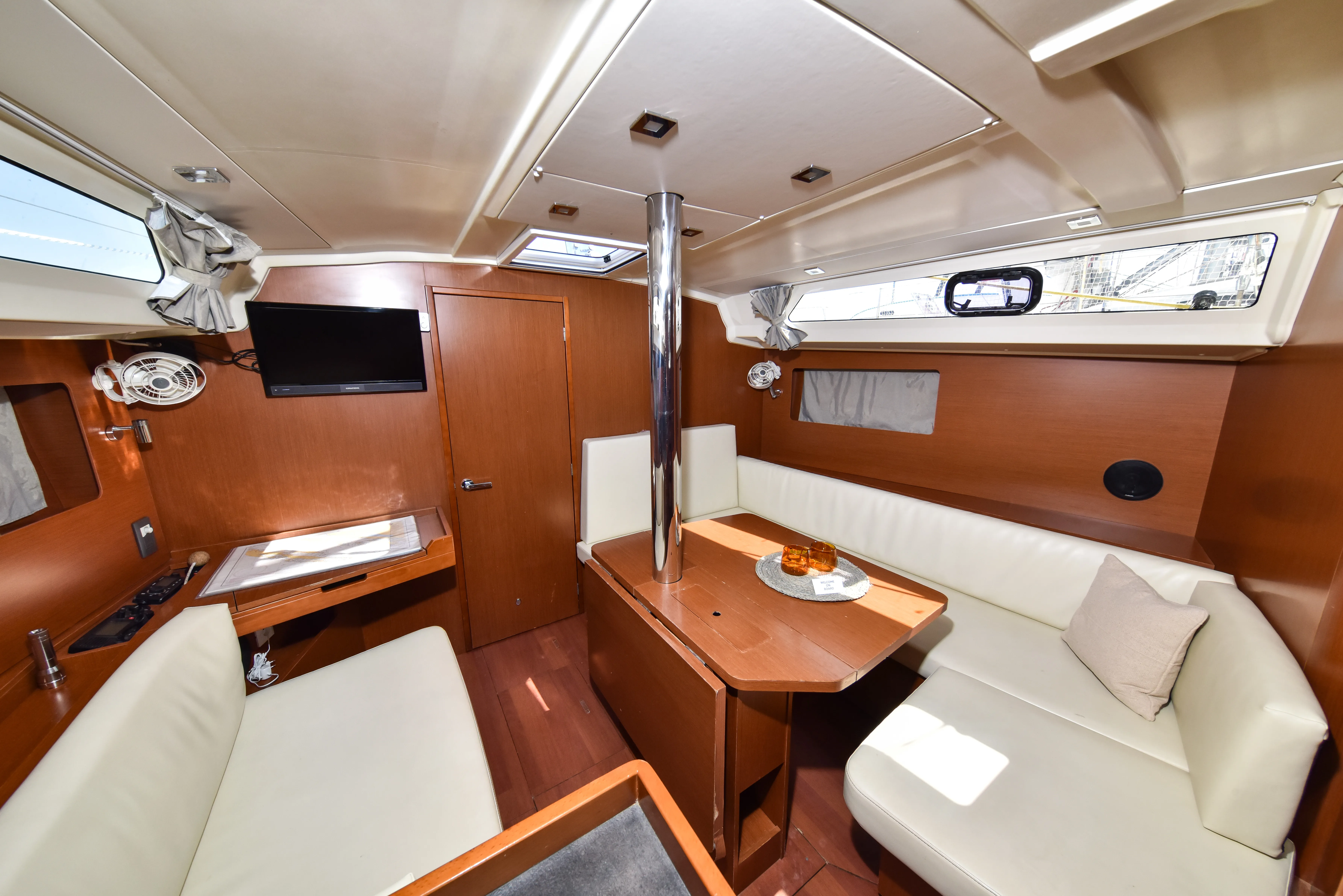 Image slide 234403