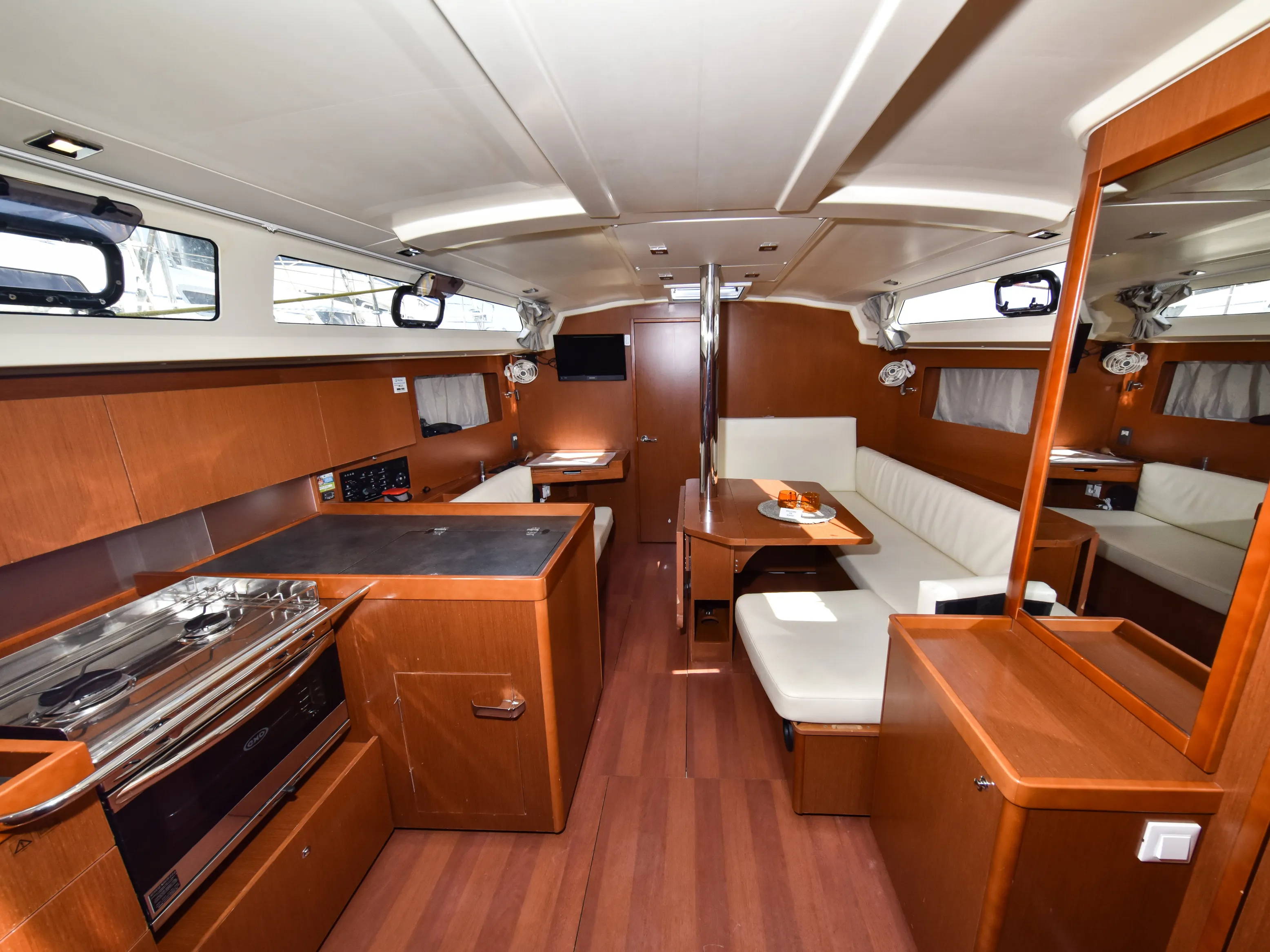 Image slide 234410