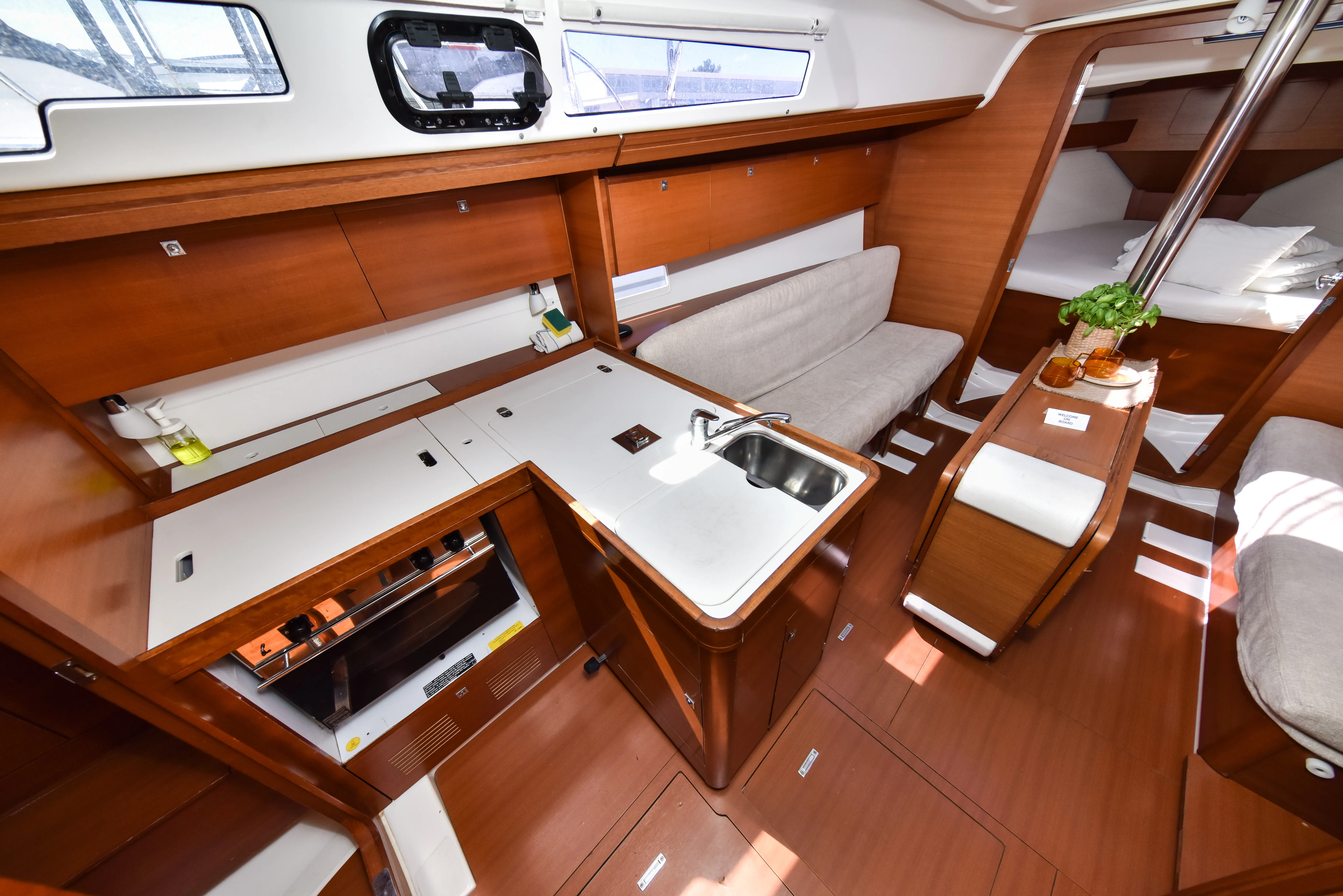 Image slide 234833
