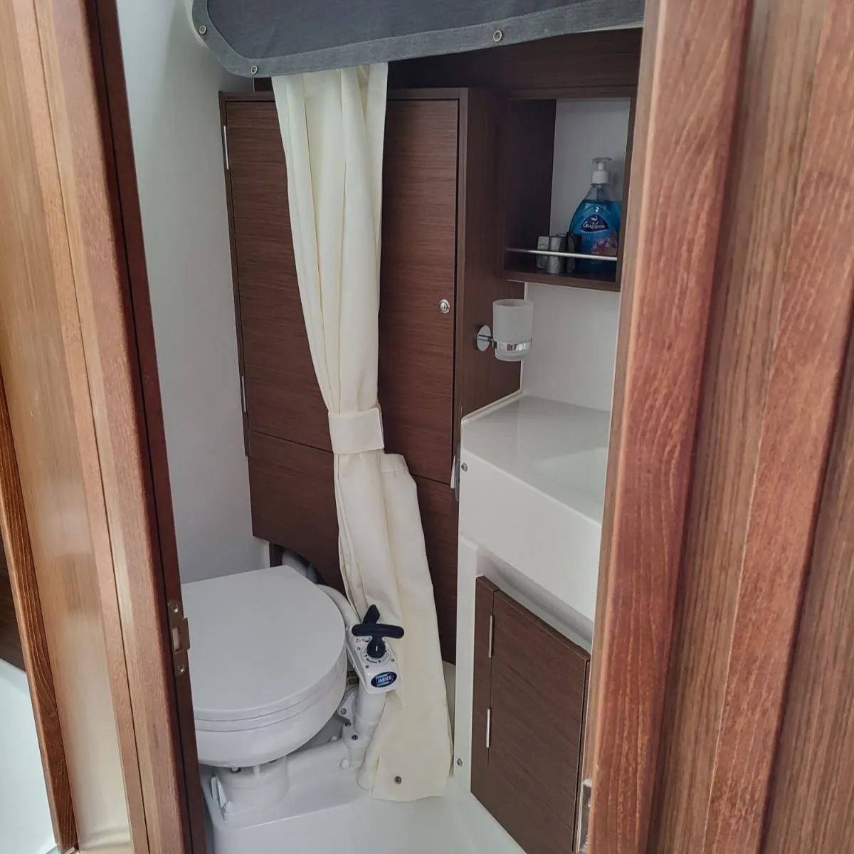 Image slide 235303