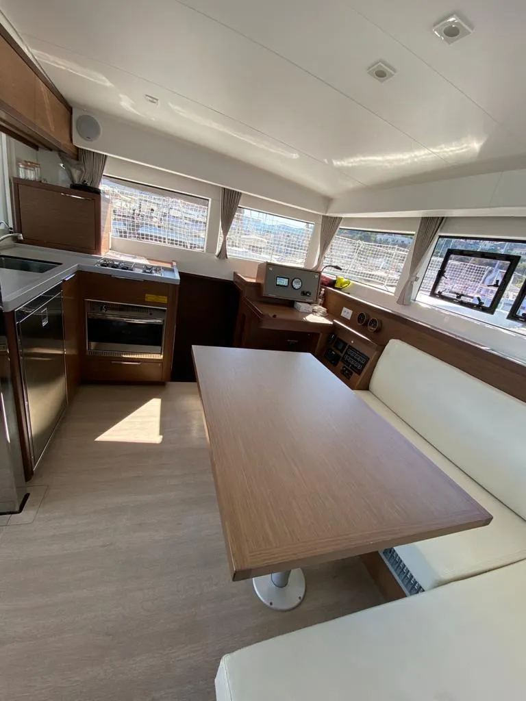 Image slide 235357