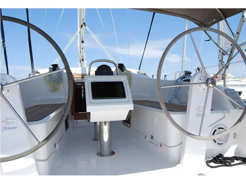 Bavaria 37 Cruiser Bav37/2015 boat image
