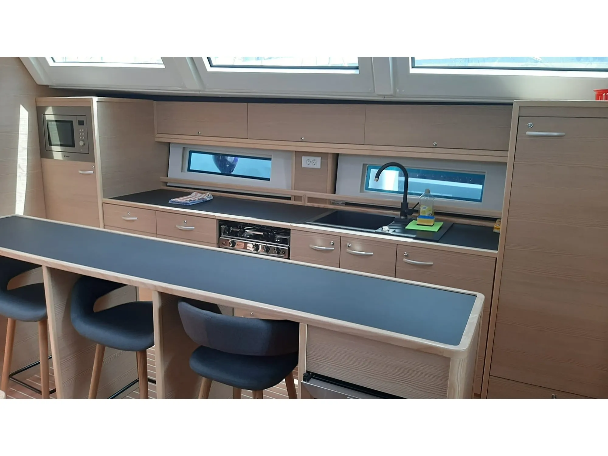 Image slide 236870