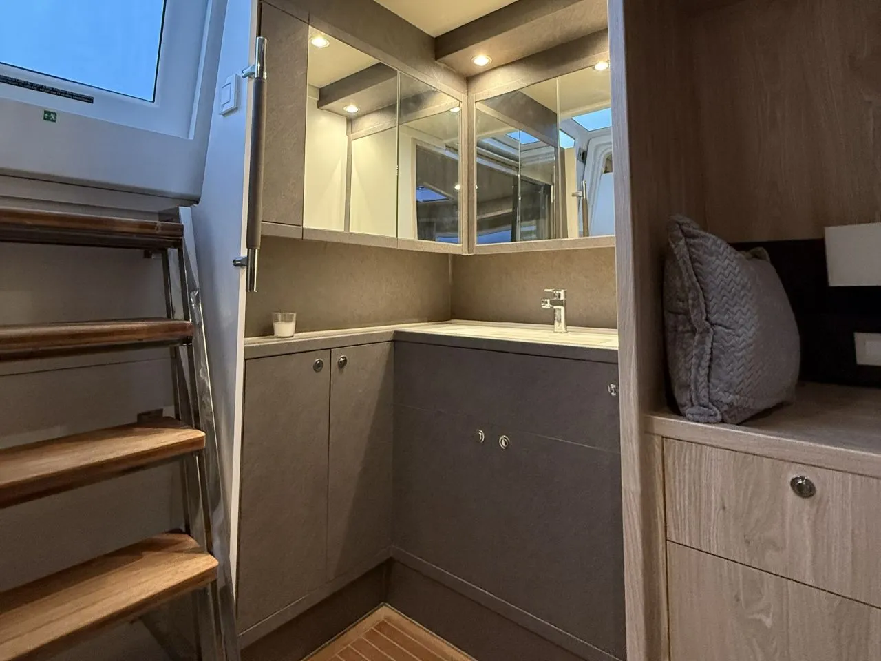 Image slide 238171