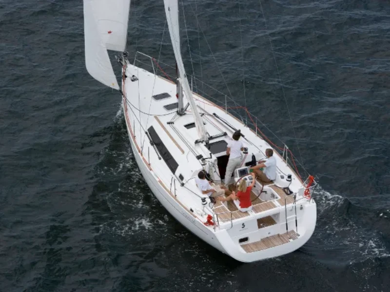 Oceanis 34 Star Elisabeth boat image