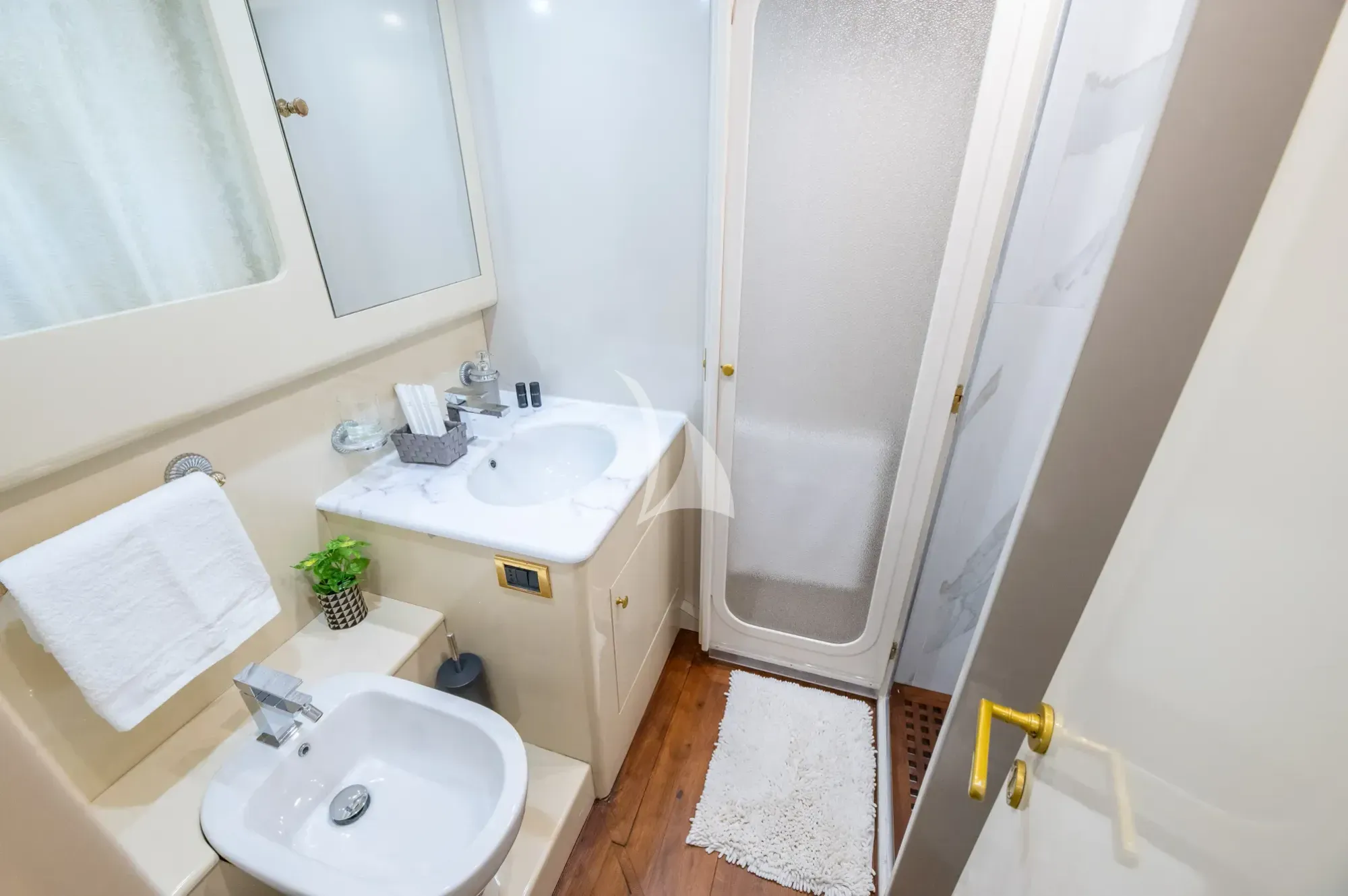 Image slide 240153