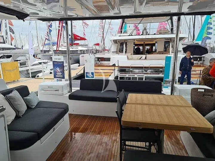 Image slide 240190