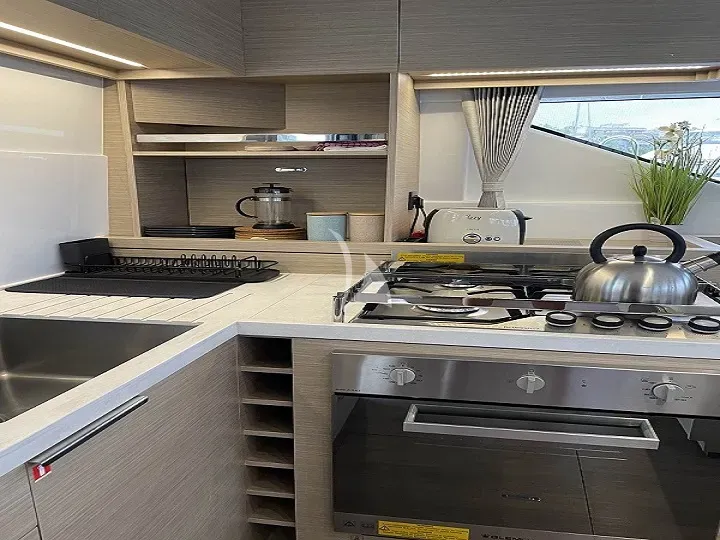 Image slide 240212
