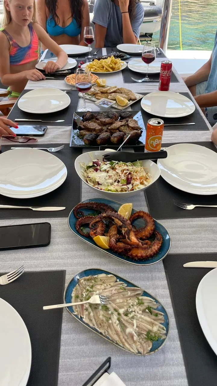 Image slide 240440