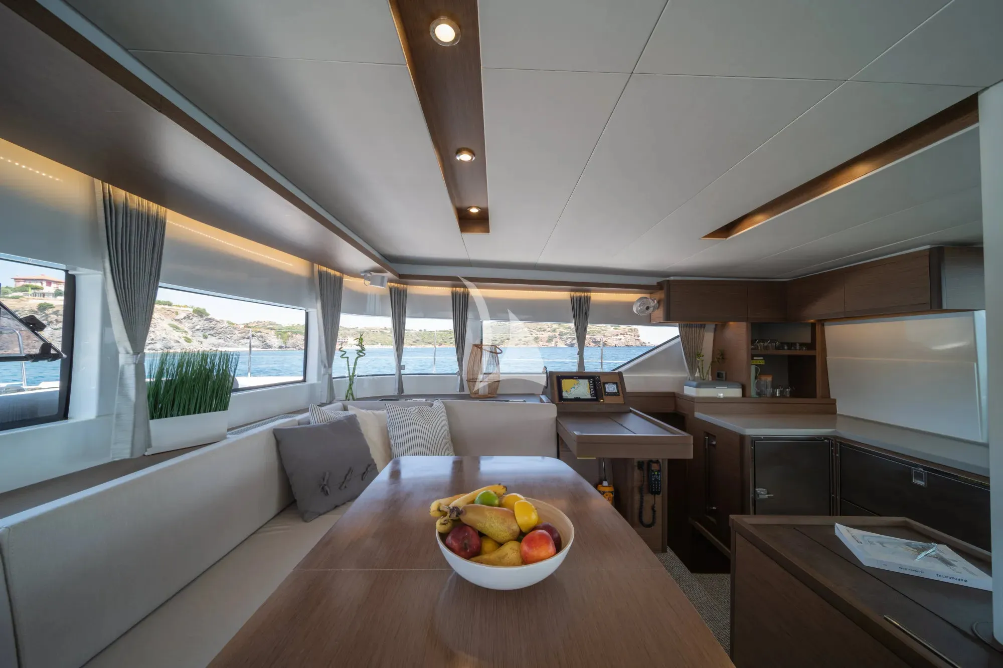 Image slide 240490