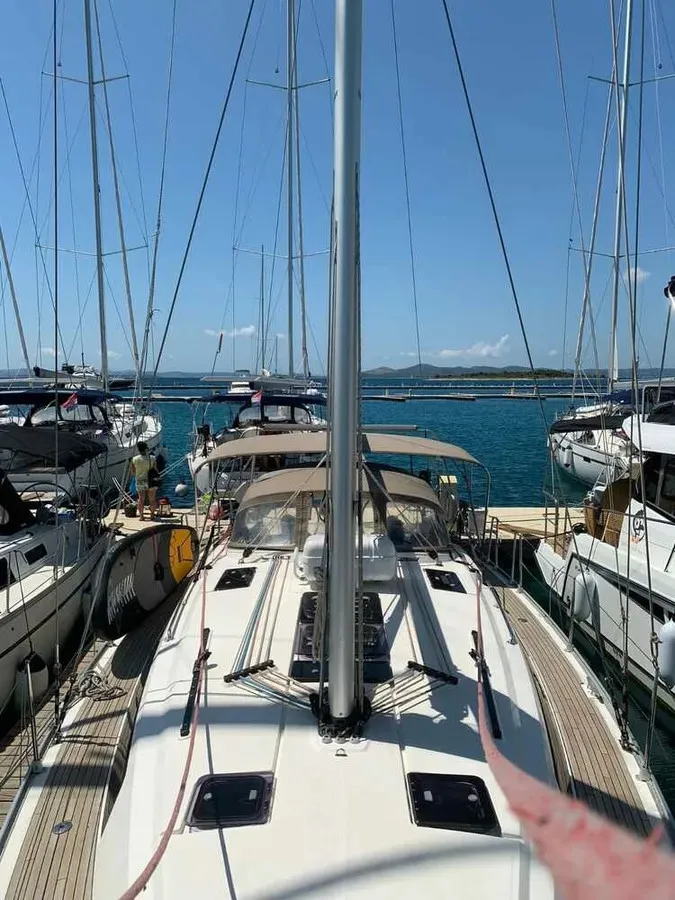 Image slide 240596