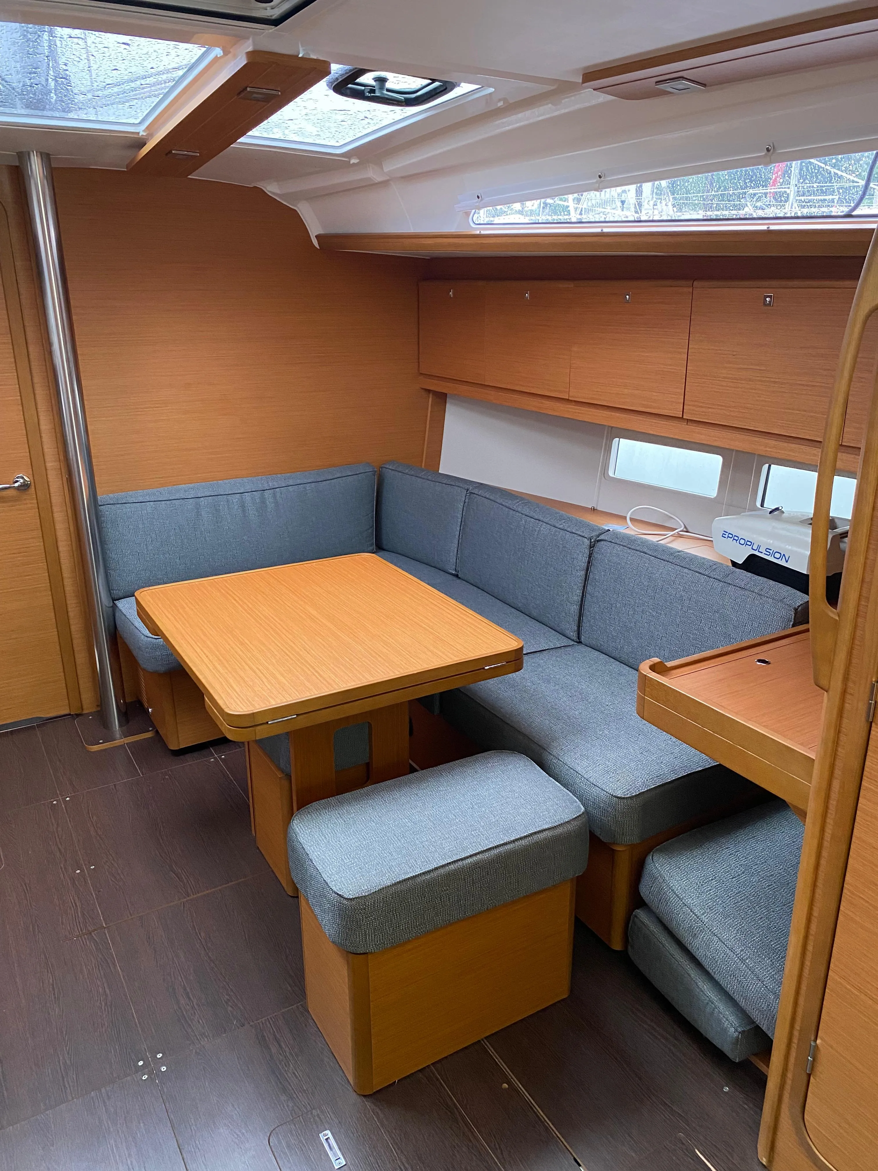Image slide 240625